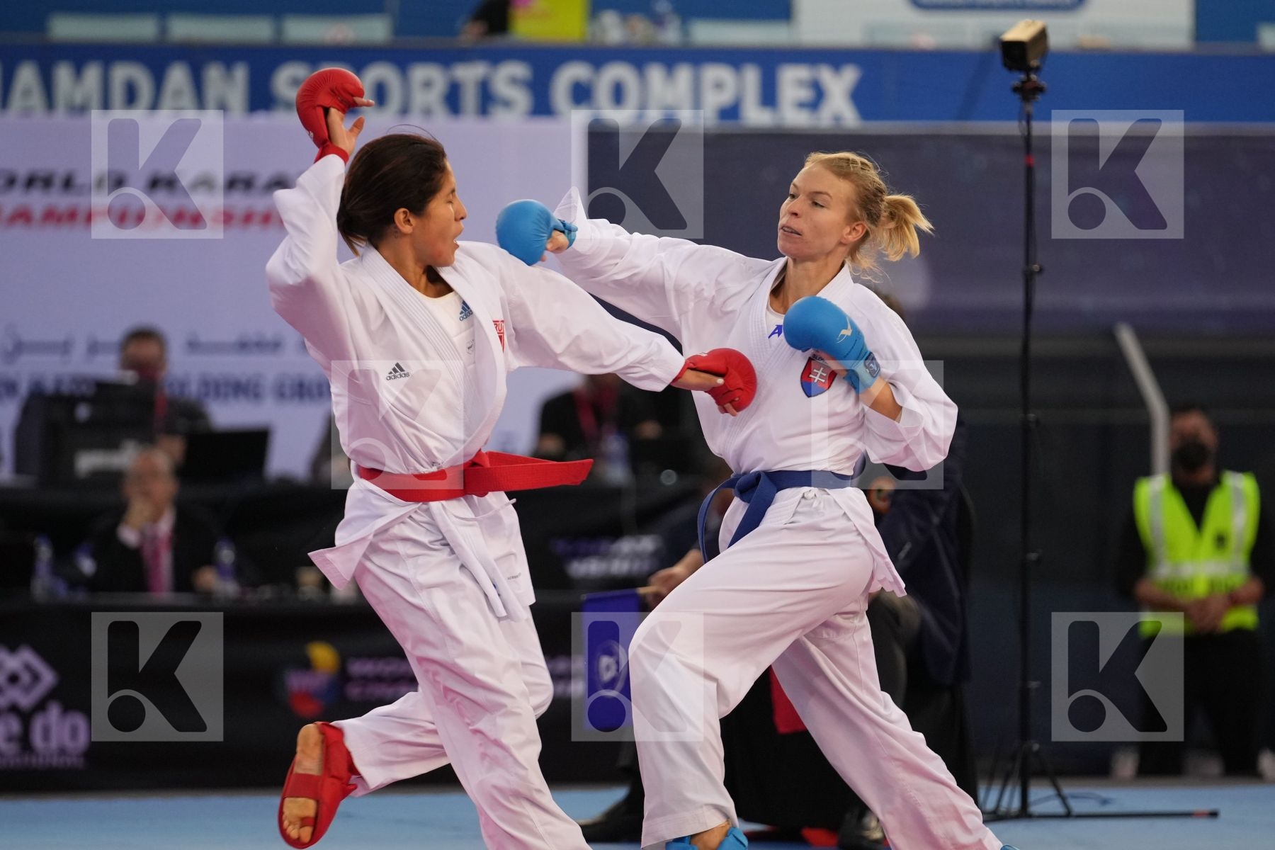 GRANDE ALEXANDRA (PERU) vs SUCHANKOVA INGRIDA (SLOVAKIA) in Female Kumite -61 Kg - bronze bout