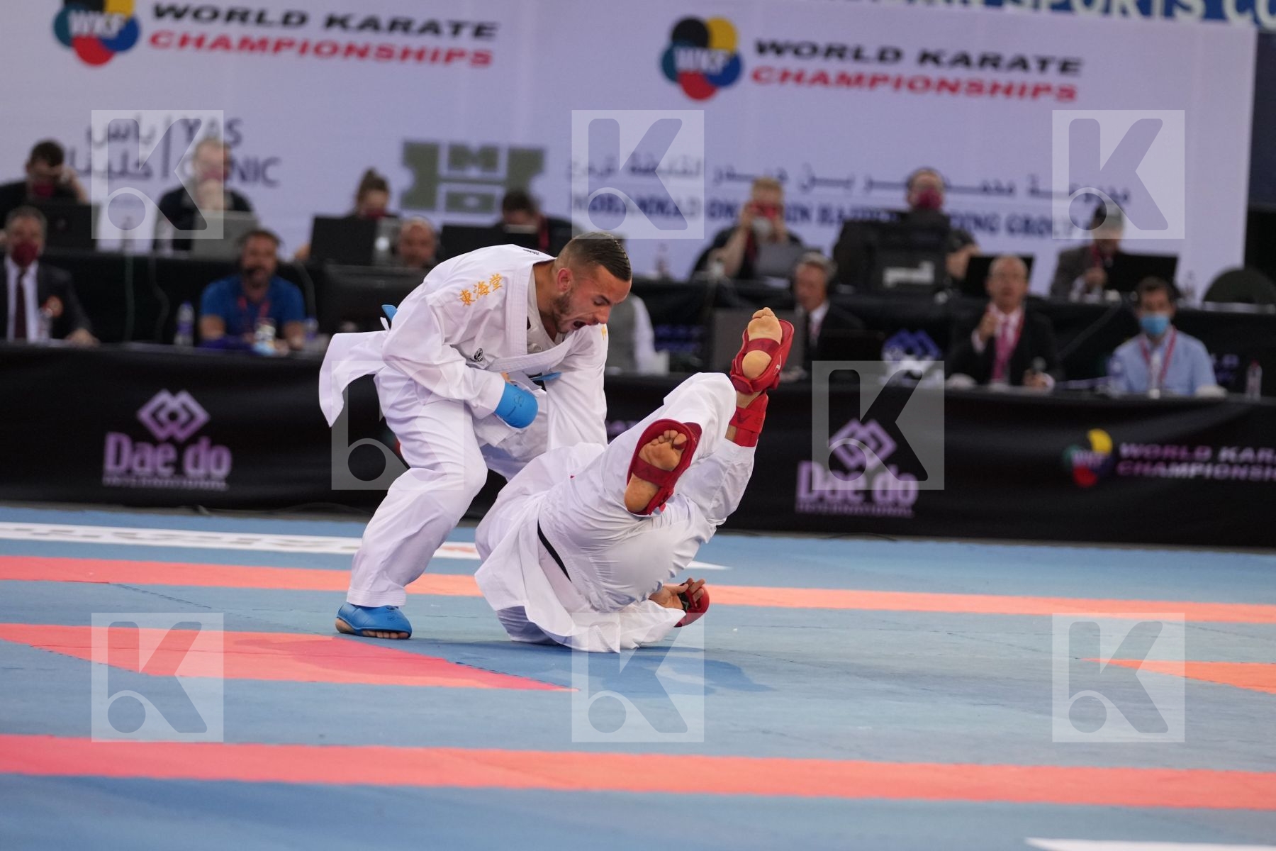 PAVLOV EMIL (NORTH MACEDONIA) vs DACOSTA STEVEN (FRANCE) in Male Kumite -67 Kg - final bout