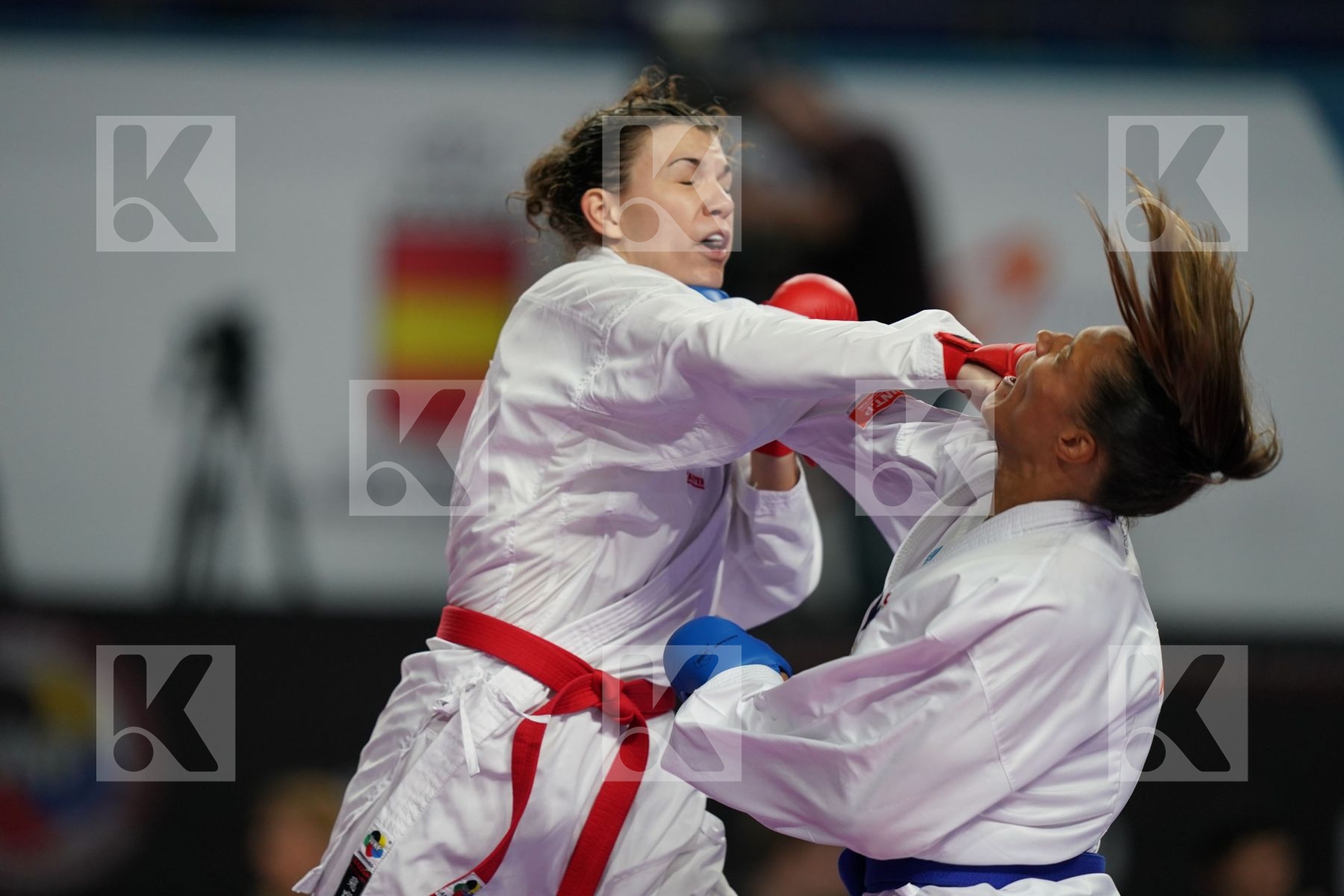 HANA ANTUNOVIC (SWEDEN) vs ANNE LAURE FLORENTIN (FRANCE) in Junior Kumite Male 68 + Kg - Bronze bout