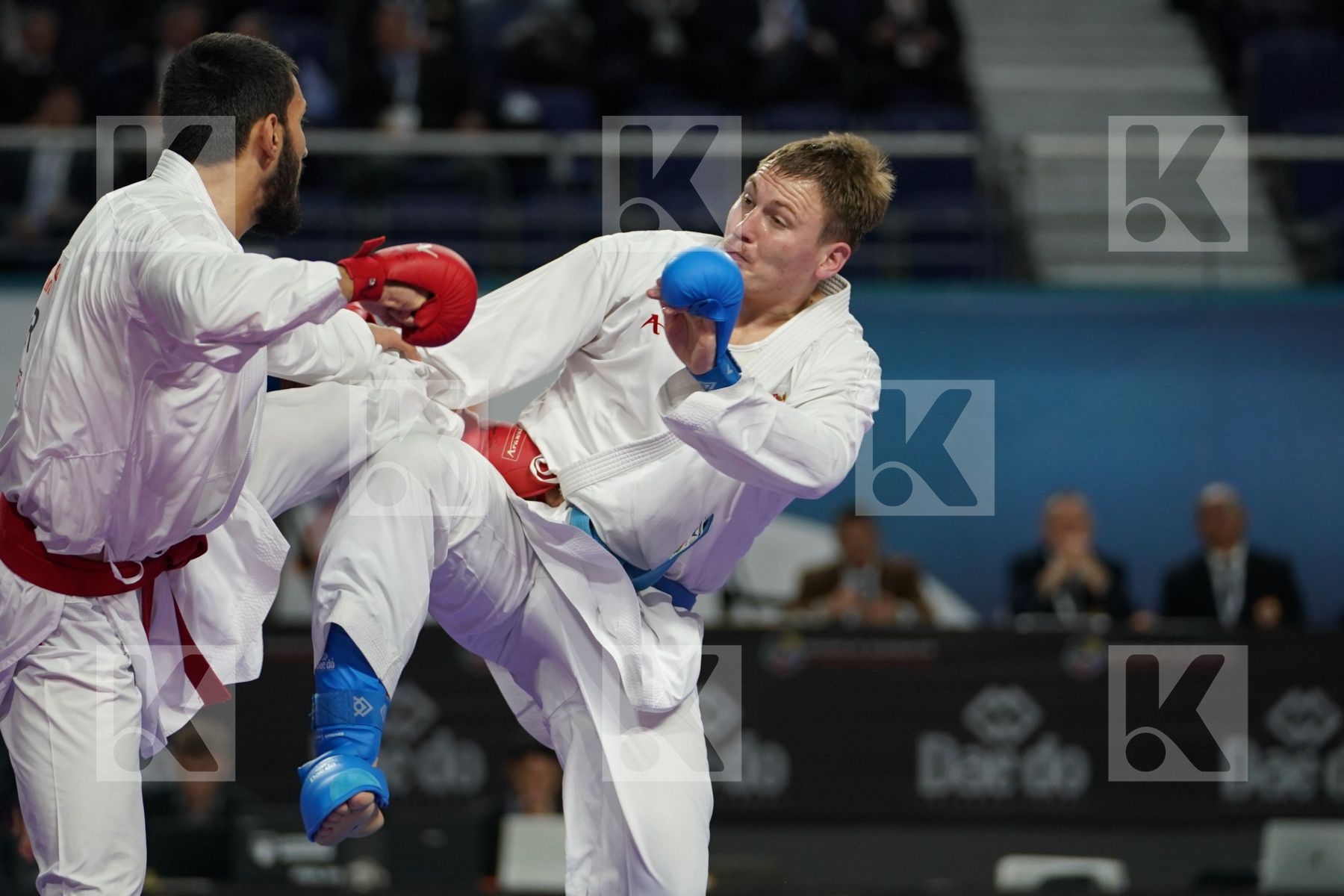 ALPARSLAN YAMANOGLU (TURKEY) vs ALEXANDER PSHENITSYN (RUSSIAN FEDERATION) in Senior Kumite 84+ Kg - Bronze bout