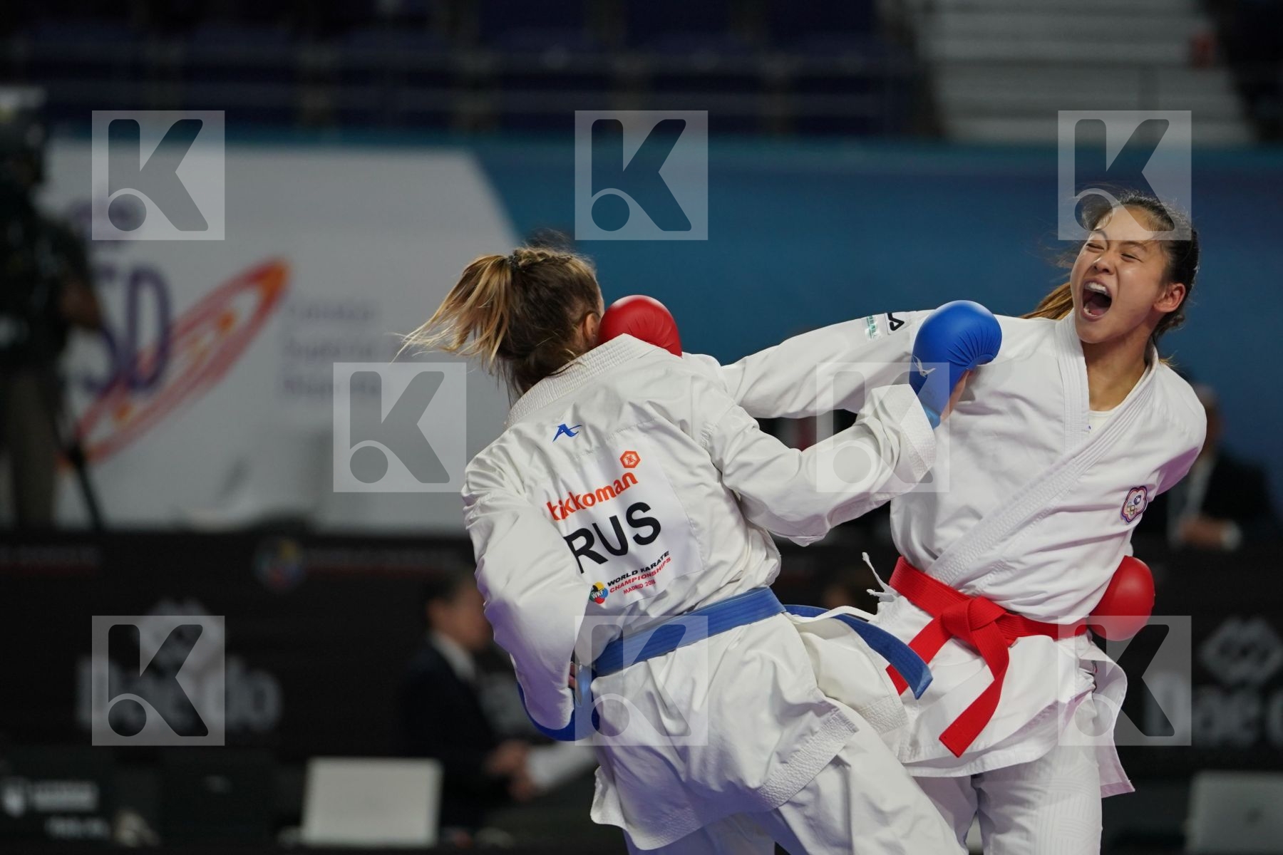 TZU-YUN WEN (CHINESE TAIPEI) vs VALERIIA ALEKHINA (RUSSIAN FEDERATION) in Senior Kumite -55 Kg - Bronze bout
