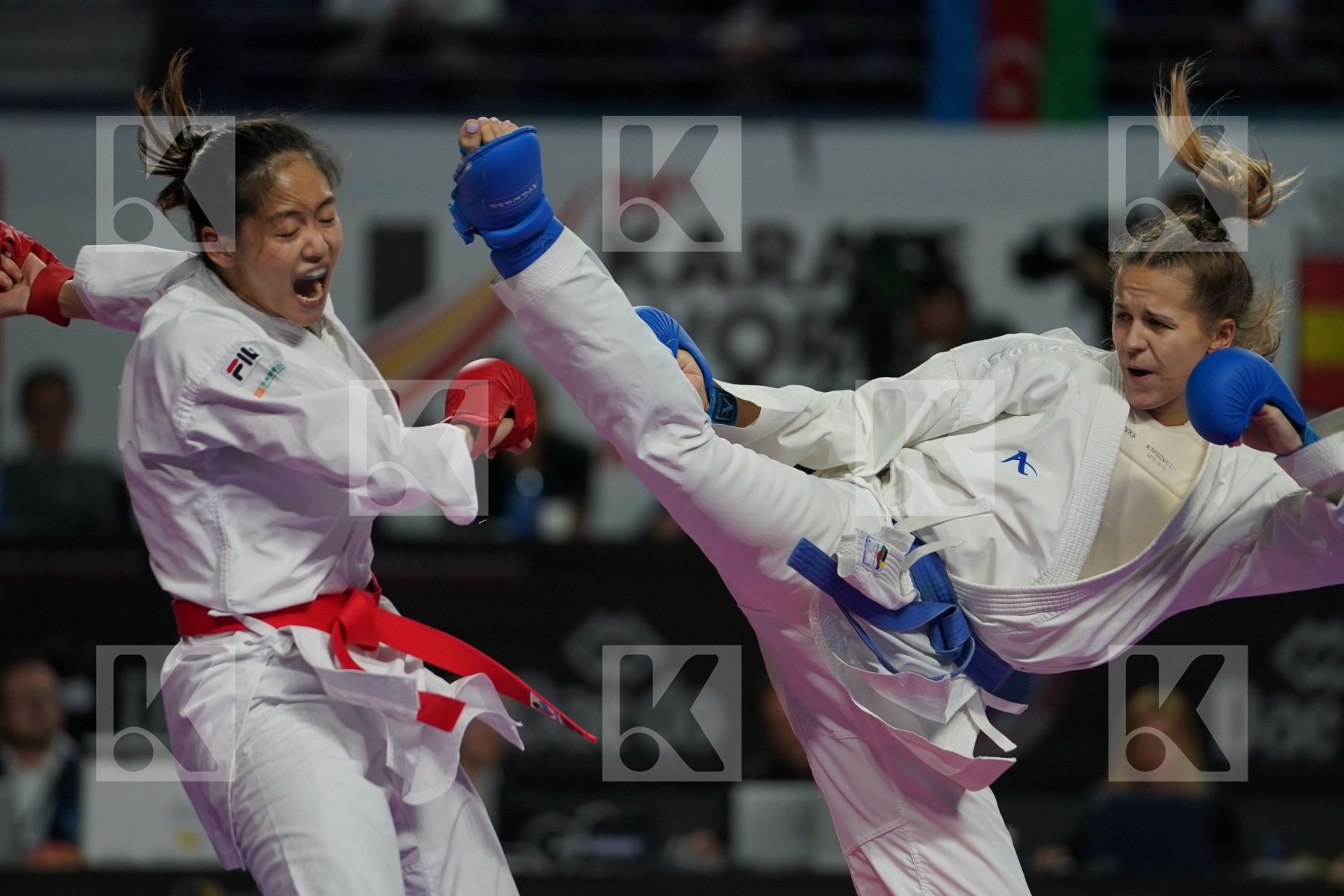 TZU-YUN WEN (CHINESE TAIPEI) vs VALERIIA ALEKHINA (RUSSIAN FEDERATION) in Senior Kumite -55 Kg - Bronze bout