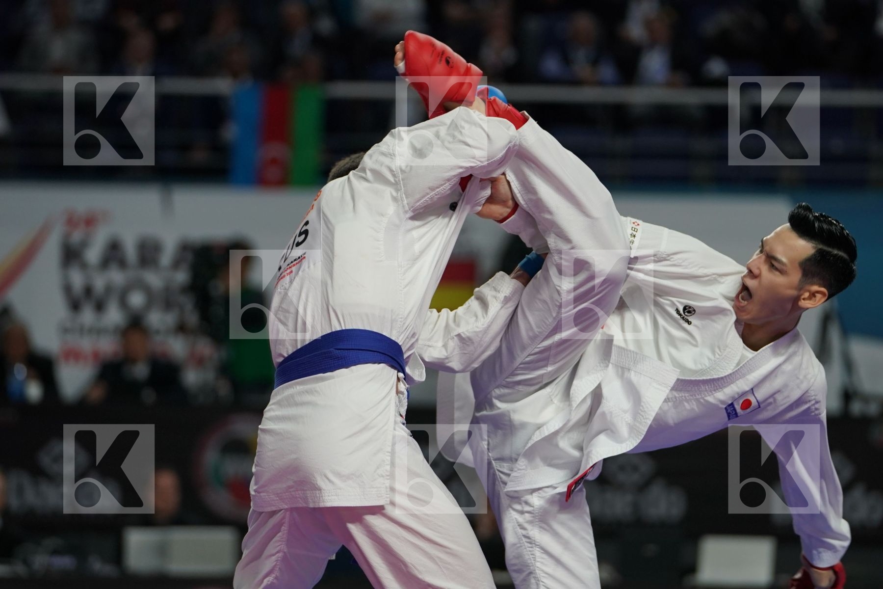 KEN NISHIMURA (JAPAN) vs BESLAN MIZOV (RUSSIAN FEDERATION) in Senior Kumite Ð 75 Kg - Bronze bout