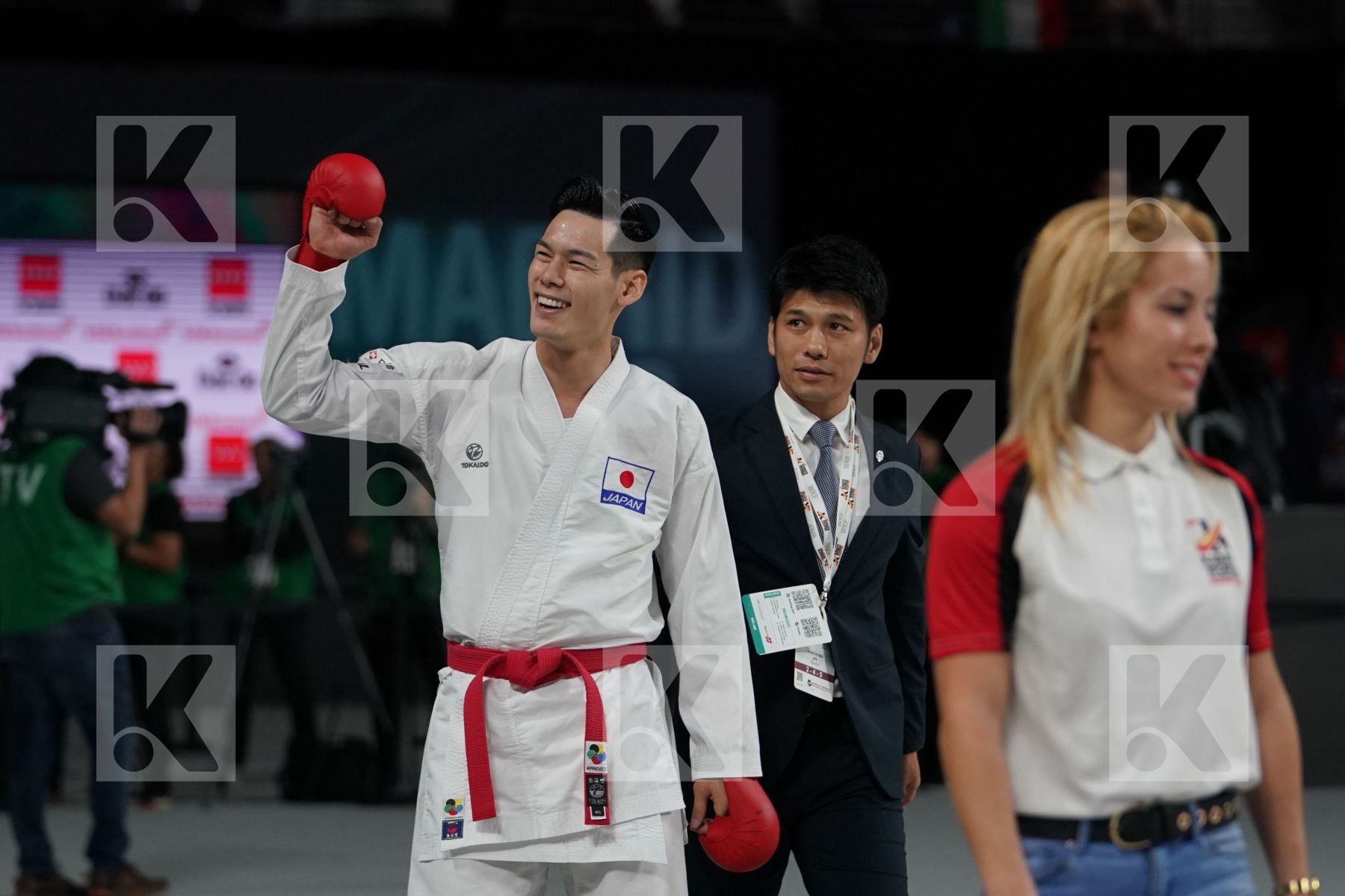 KEN NISHIMURA (JAPAN) vs BESLAN MIZOV (RUSSIAN FEDERATION) in Senior Kumite Ð 75 Kg - Bronze bout