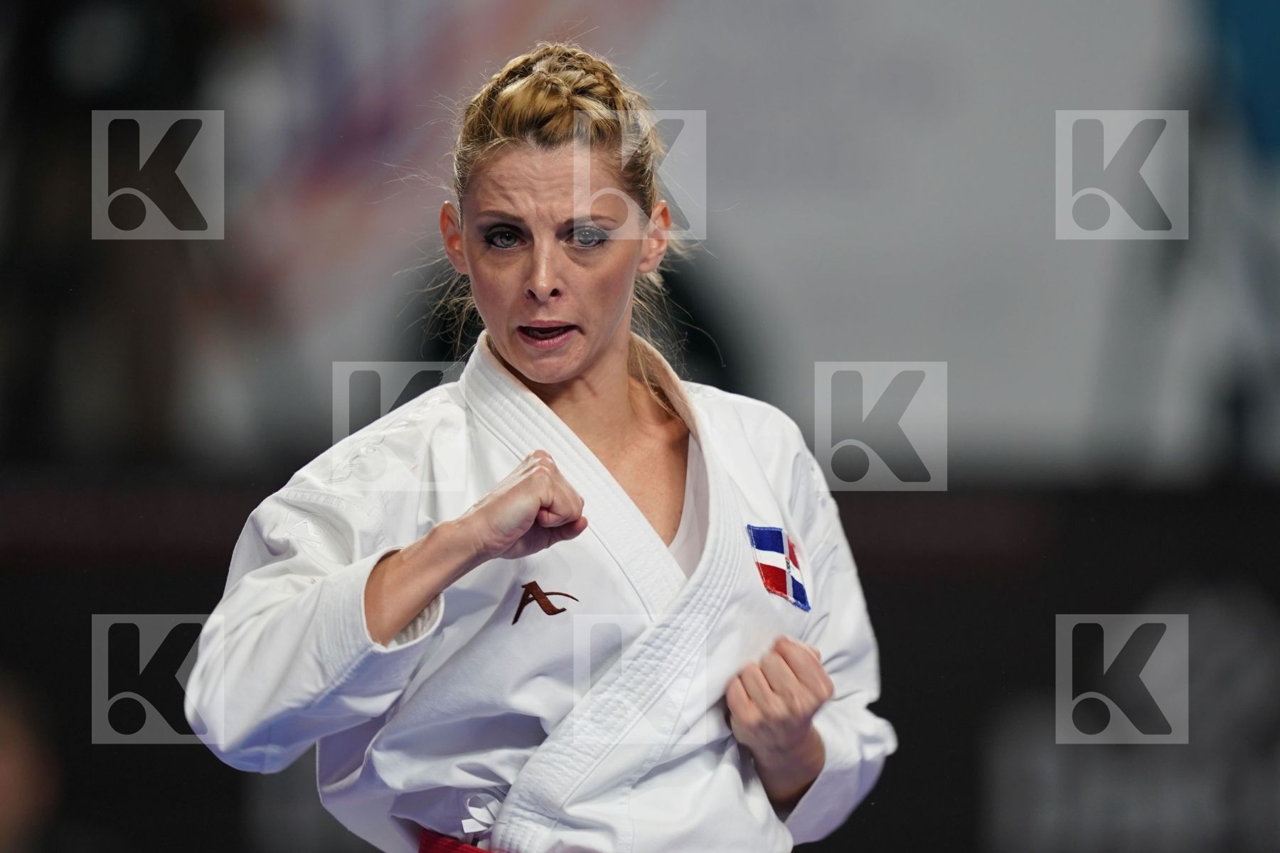 MARIA DIMITROVA (DOMINICAN REPUBLIC) vs MO SHEUNG GRACE LAU (HONG KONG, CHINA) in Senior Female Kata - Bronze bout