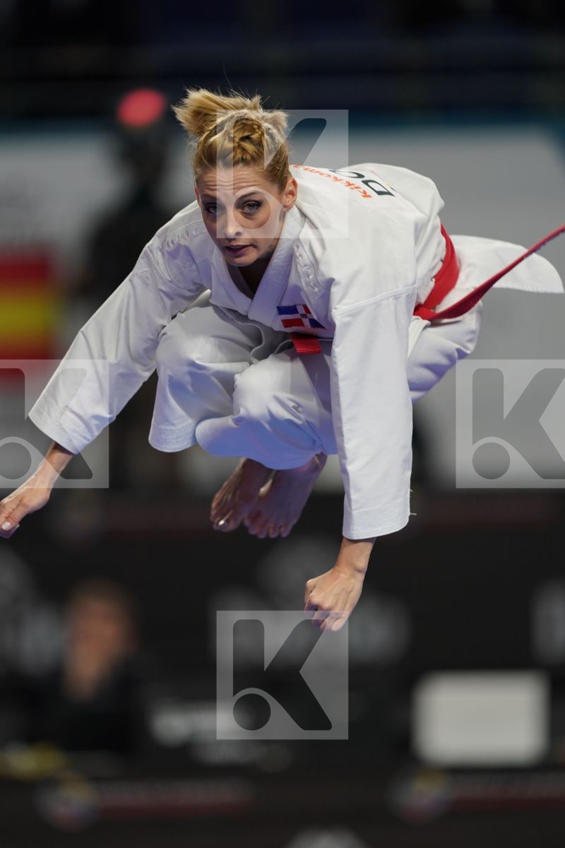 MARIA DIMITROVA (DOMINICAN REPUBLIC) vs MO SHEUNG GRACE LAU (HONG KONG, CHINA) in Senior Female Kata - Bronze bout