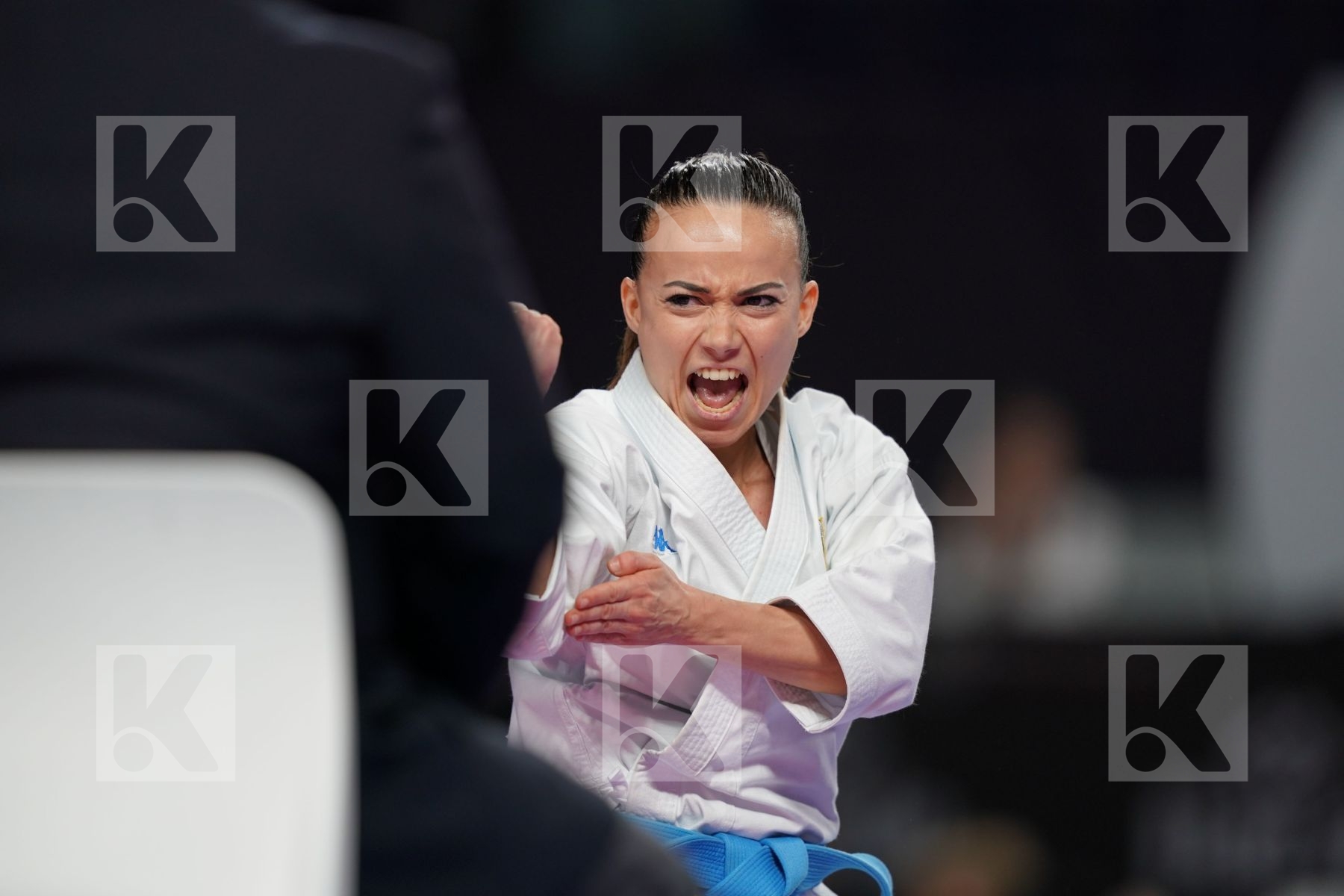 ALEXANDRA FERACCI (FRANCE) vs VIVIANA BOTTARO (ITALY) in Senior Female Kata - Bronze bout