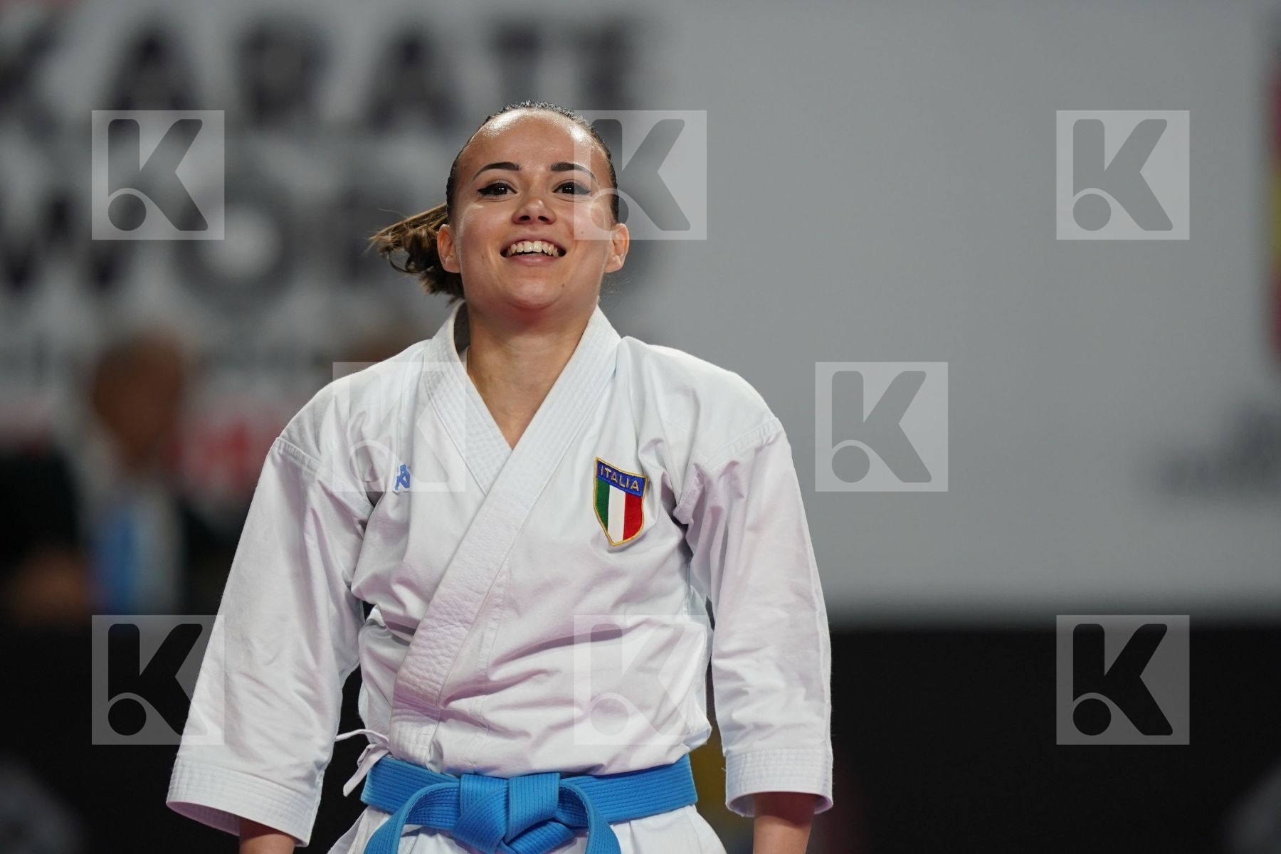 ALEXANDRA FERACCI (FRANCE) vs VIVIANA BOTTARO (ITALY) in Senior Female Kata - Bronze bout