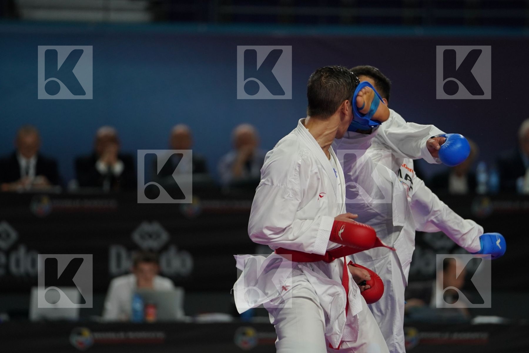 JOVANNI MARTINEZ (VENEZUELA) vs ABDESSALAM AMEKNASSI (MOROCCO in Senior Kumite -60 Kg - Bronze bout