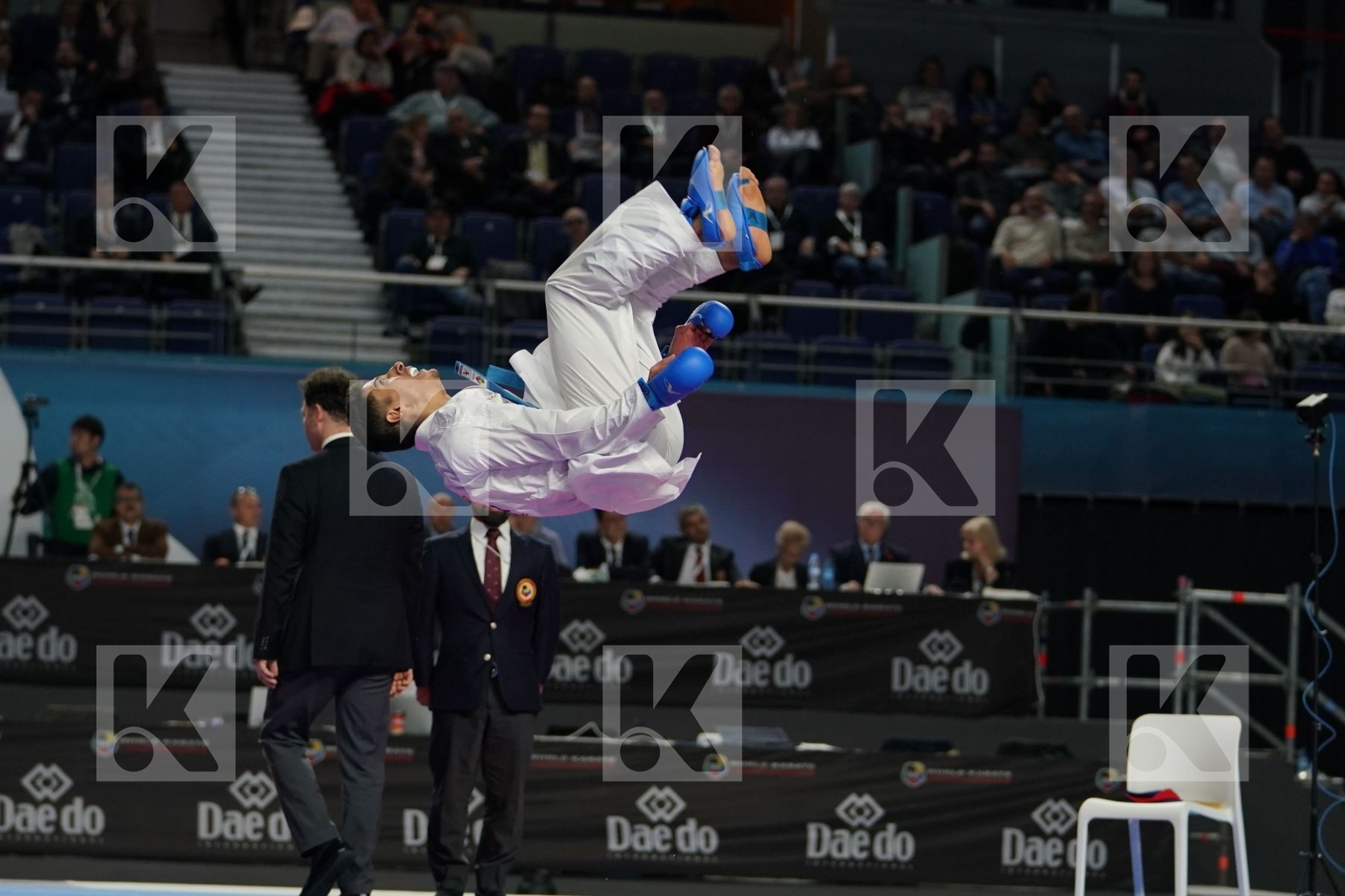JOVANNI MARTINEZ (VENEZUELA) vs ABDESSALAM AMEKNASSI (MOROCCO in Senior Kumite -60 Kg - Bronze bout