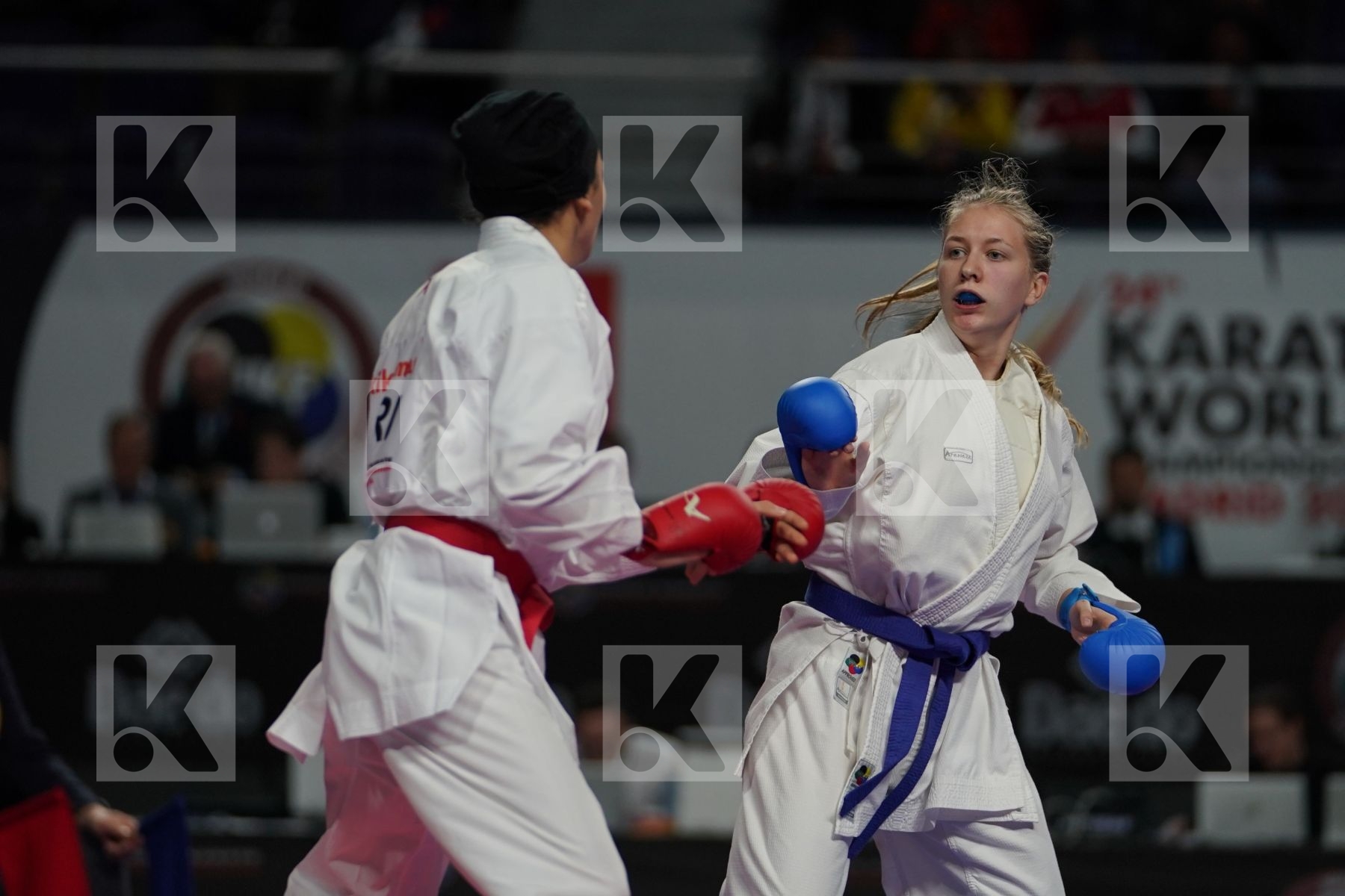 SARA BAHMANYAR (ISLAMIC REPUBLIC OF IRAN) vs TATIANA RYBALCHENKO (RUSSIAN FEDERATION) in Senior Kumite -50 Kg - Bronze bout