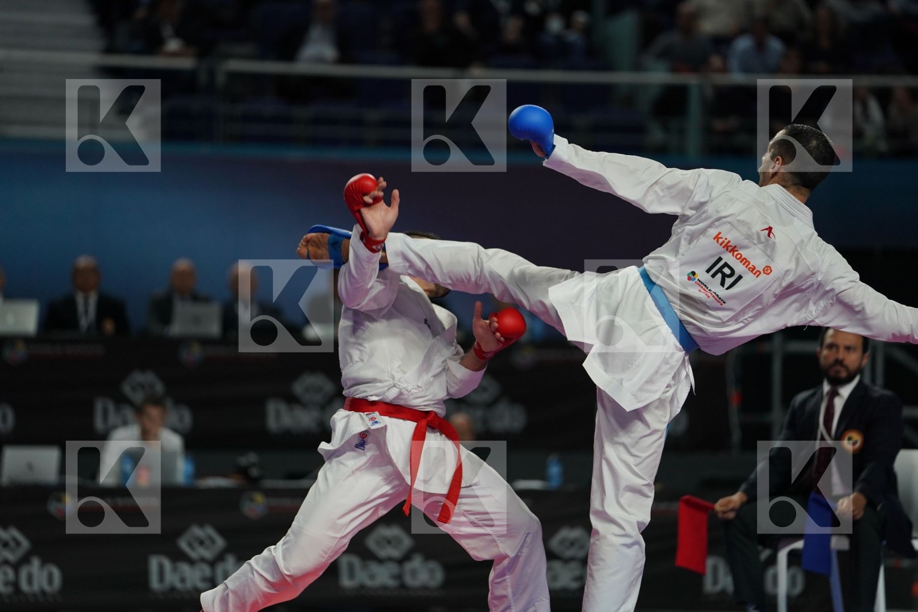 RAUL CUERVA MORA (SPAIN) vs HAMOON DERAFSHIPOUR (ISLAMIC REPUBLIC OF IRAN) in Senior Kumite -67 Kg - Bronze bout