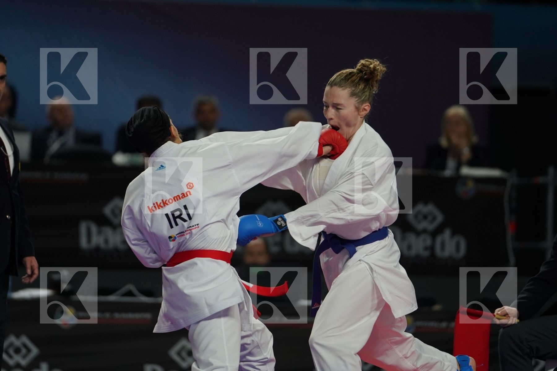 ISLAMIC REPUBLIC OF IRAN (ABBASLI, ALIPOURKESHKA, CHALAKI, ZANGENEH_KARKOOTI) vs Spain (FERRER_GARCIA, PALACIO_GONZALEZ, TORRES_GARCIA, VIZCAINO_GONZALEZ) in Senior Team Female Kumite - Bronze bout