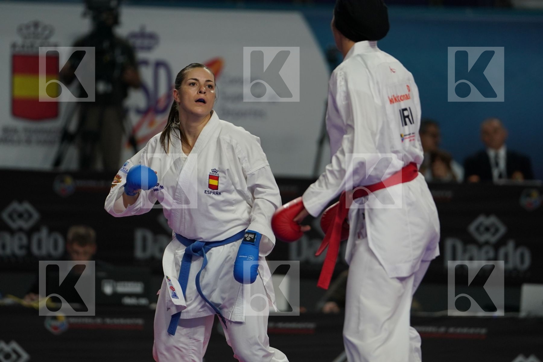 ISLAMIC REPUBLIC OF IRAN (ABBASLI, ALIPOURKESHKA, CHALAKI, ZANGENEH_KARKOOTI) vs Spain (FERRER_GARCIA, PALACIO_GONZALEZ, TORRES_GARCIA, VIZCAINO_GONZALEZ) in Senior Team Female Kumite - Bronze bout