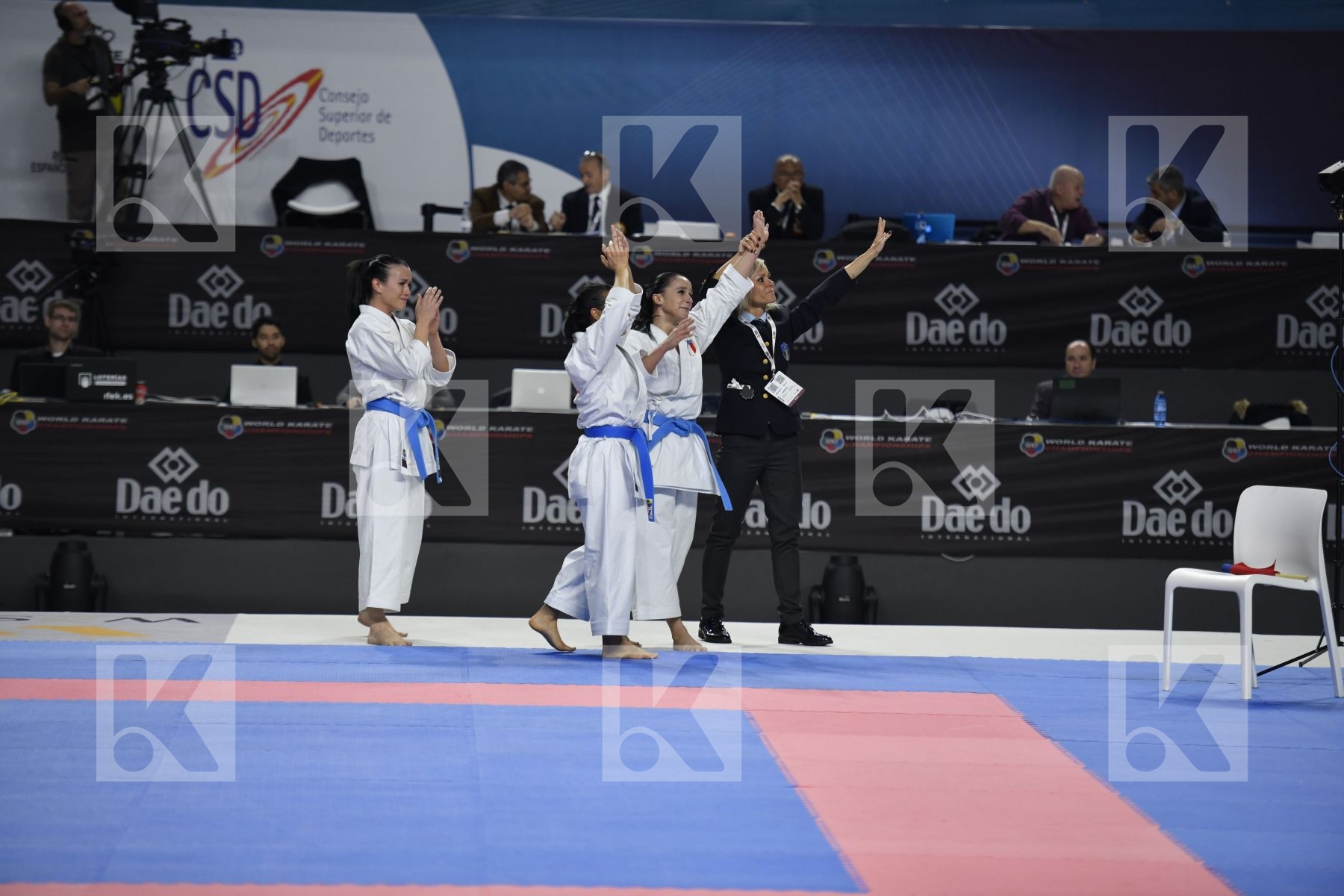 SERBIA (DJURDJEVIC, MATICKI, PIPERIN) vs ITALY (BATTAGLIA, D'ONOFRIO, PEZZETTI) in Senior Team Female Kata - Bronze bout