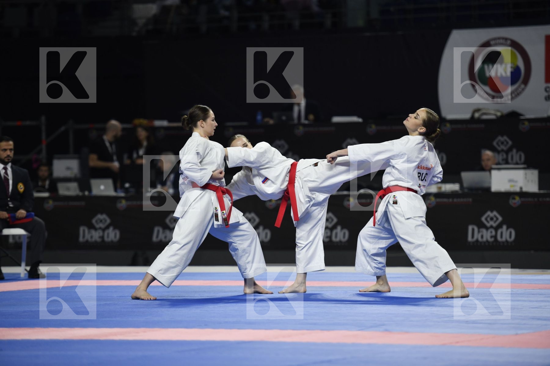 RUSSIAN FEDERATION (KOTLYAROVA, TROITSKAYA, ZOTOVA) vs TURKEY (ELTEMUR, KUSMUS, SOFUOGLU) in Senior Team Female Kata - Bronze bout