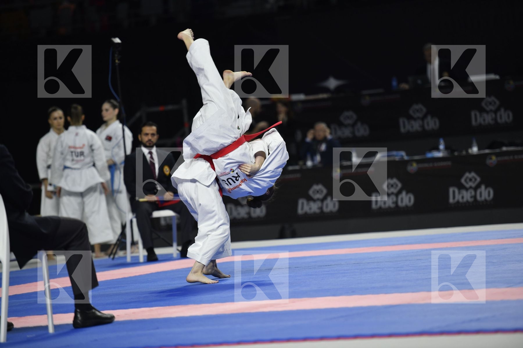 RUSSIAN FEDERATION (KOTLYAROVA, TROITSKAYA, ZOTOVA) vs TURKEY (ELTEMUR, KUSMUS, SOFUOGLU) in Senior Team Female Kata - Bronze bout