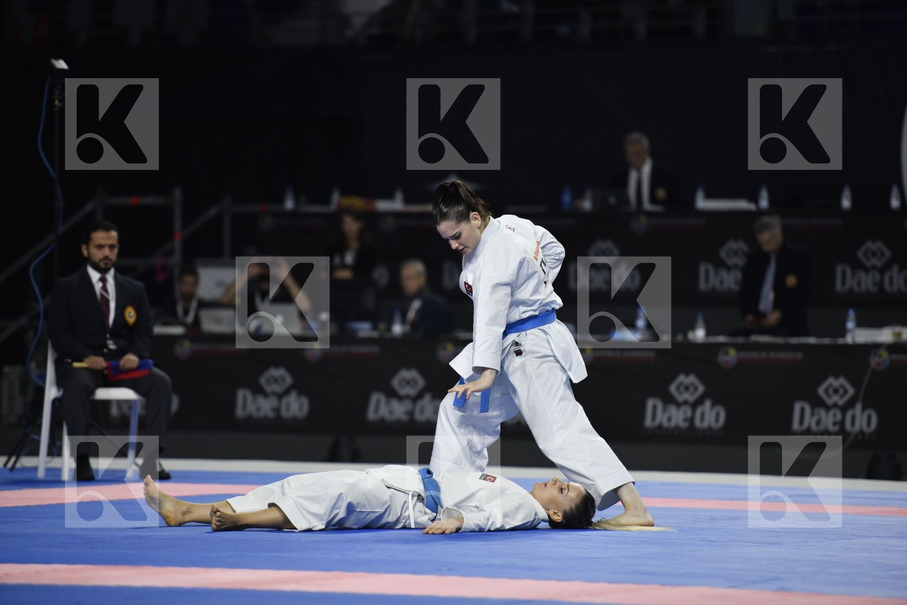RUSSIAN FEDERATION (KOTLYAROVA, TROITSKAYA, ZOTOVA) vs TURKEY (ELTEMUR, KUSMUS, SOFUOGLU) in Senior Team Female Kata - Bronze bout
