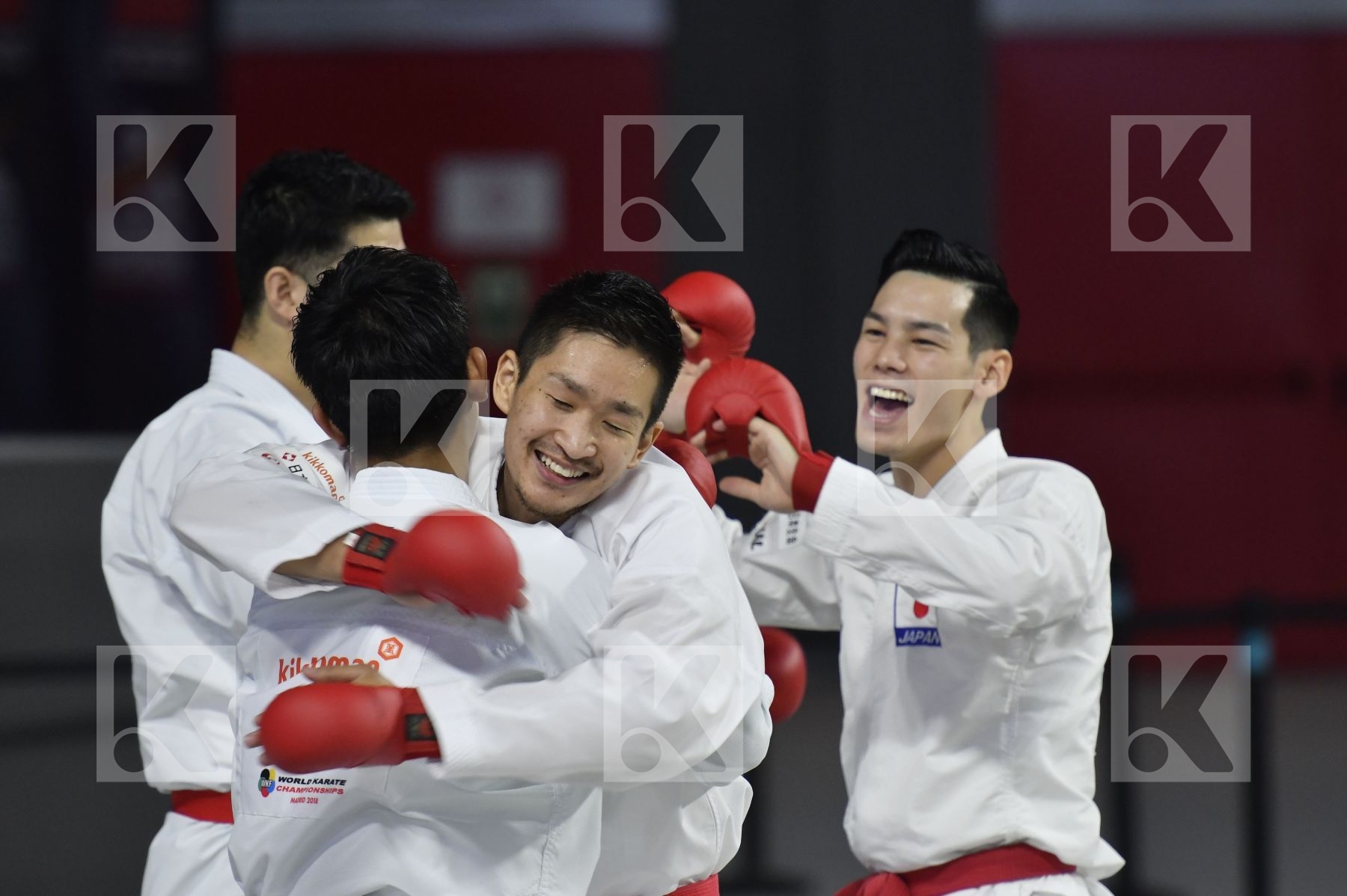 JAPAN (ANDO, ARAGA, KAGAWA, MORI, NISHIMURA, SAKIYAMA, SHIMADA) vs AZERBAIJAN (ABDULLAYEV, AGHALARZADE, AGHAYEV, ATAMOV, GURBANLI, HASANOV, HASANOV) in Senior Team Male Kumite - Bronze bout