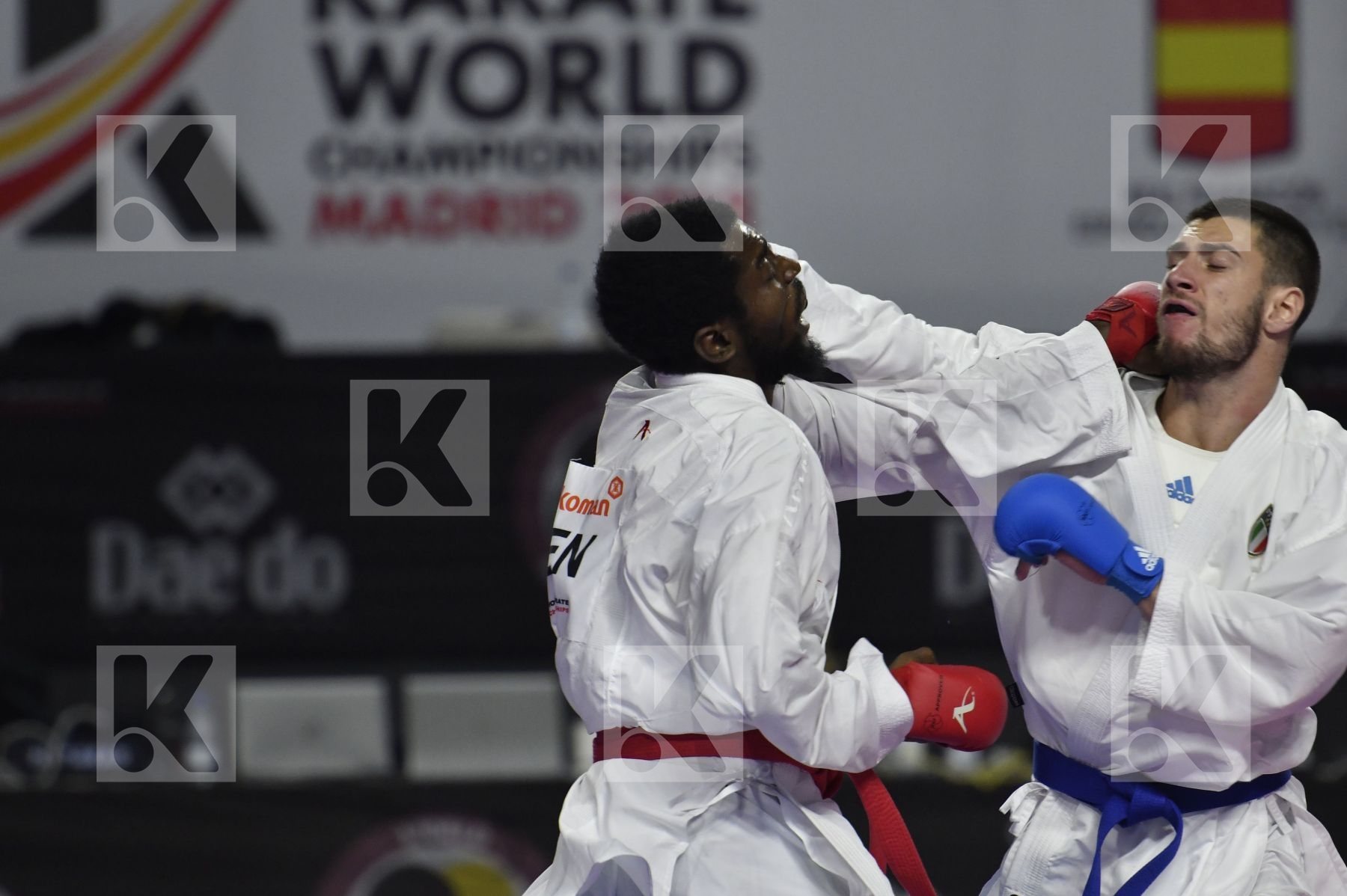 SENEGAL (CISSE, DIOP, GUEYE, MBAYE, NDOUR, SENE) vs ITALY (EL SHARABY, JENDOUBI, MAESTRI, MARESCA, MARINO, MARTINA, MINARDI) in Senior Team Male Kumite - Bronze bout