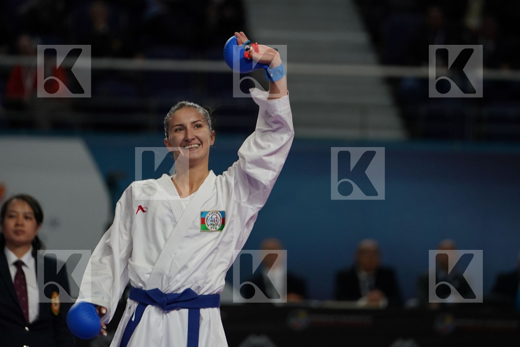 VICTORIA  ISAEVA  (RUSSIAN FEDERATION) vs IRINA ZARETSKA (AZERBAIJAN) in Senior Kumite Ð 68 Kg - Final bout