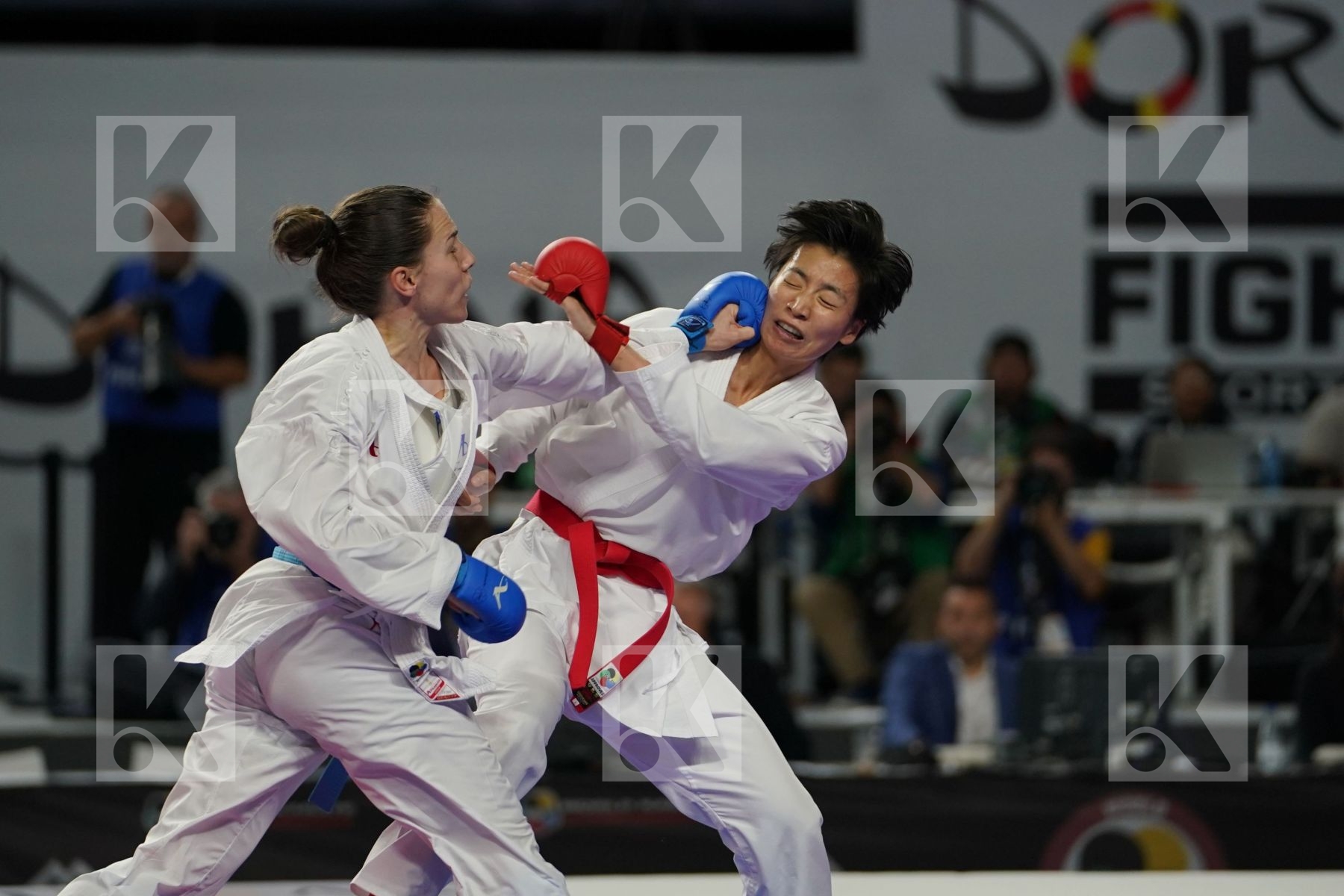 XIAOYAN YIN (PEOPLE'S REPUBLIC OF CHINA) vs JOVANA PREKOVIC (SERBIA) in Senior Kumite Ð 61 Kg - Final bout