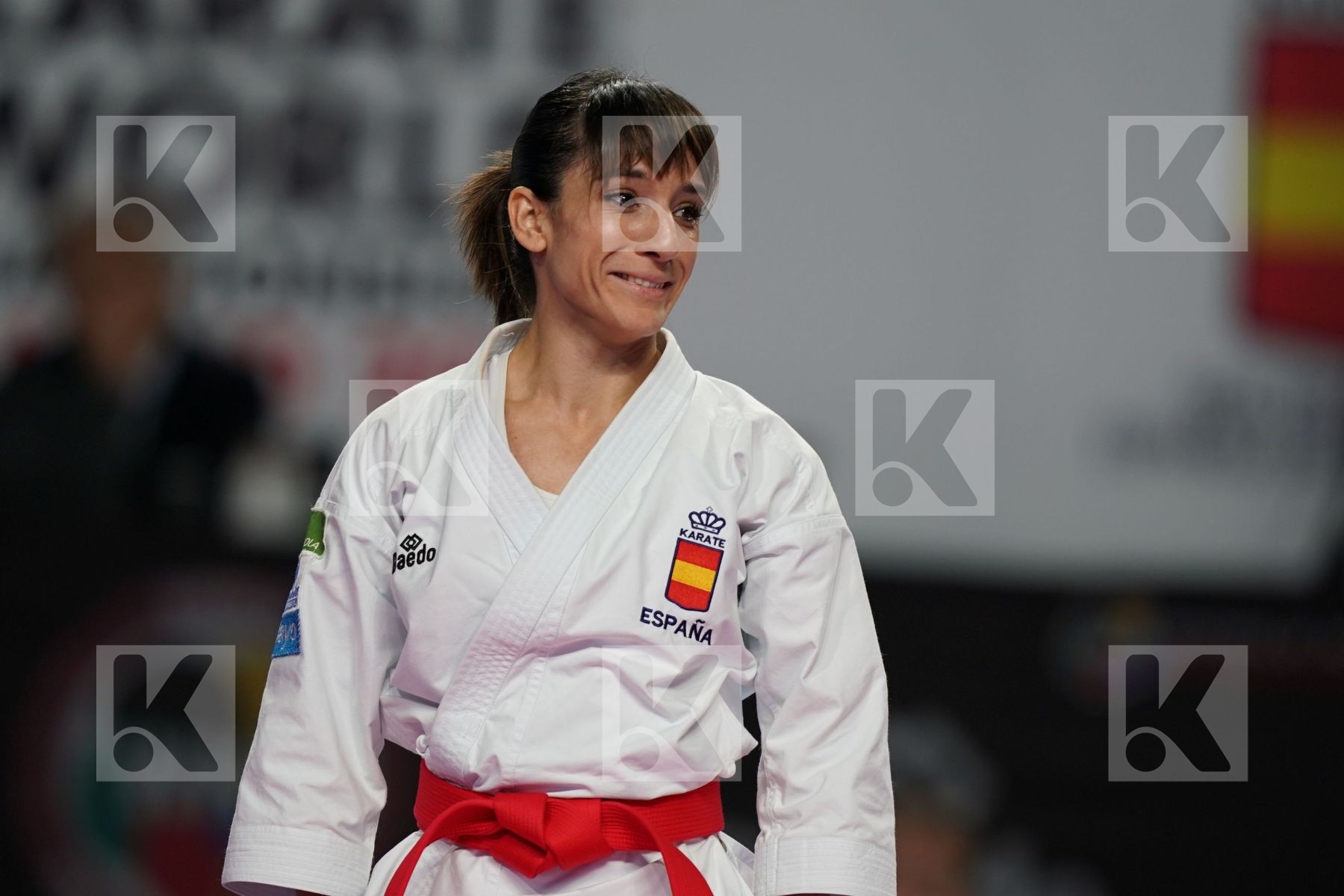 SANDRA SANCHEZ JAIME (SPAIN) vs KIYOU SHIMIZU (JAPAN) in Senior Female Kata - Final bout
