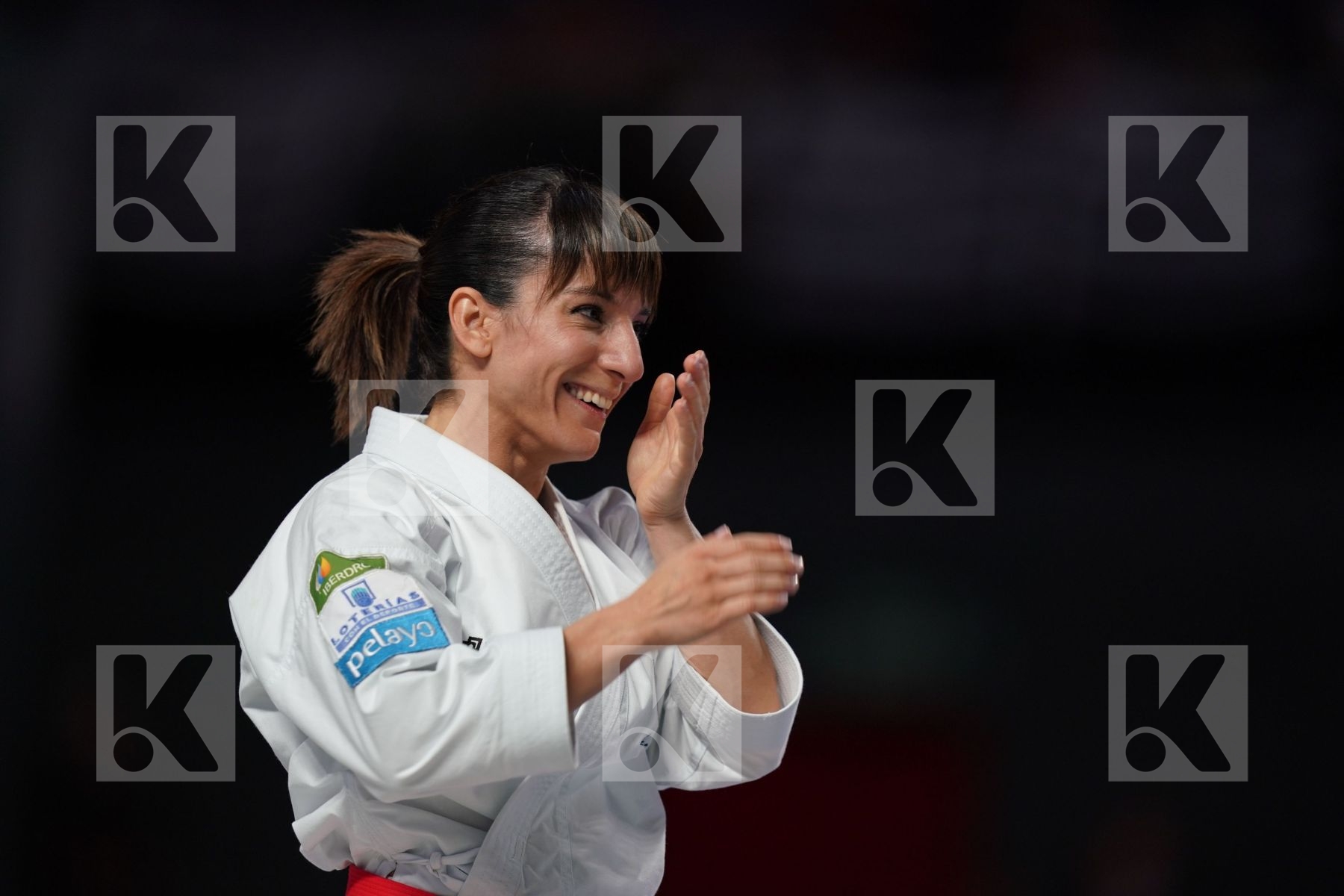 SANDRA SANCHEZ JAIME (SPAIN) vs KIYOU SHIMIZU (JAPAN) in Senior Female Kata - Final bout
