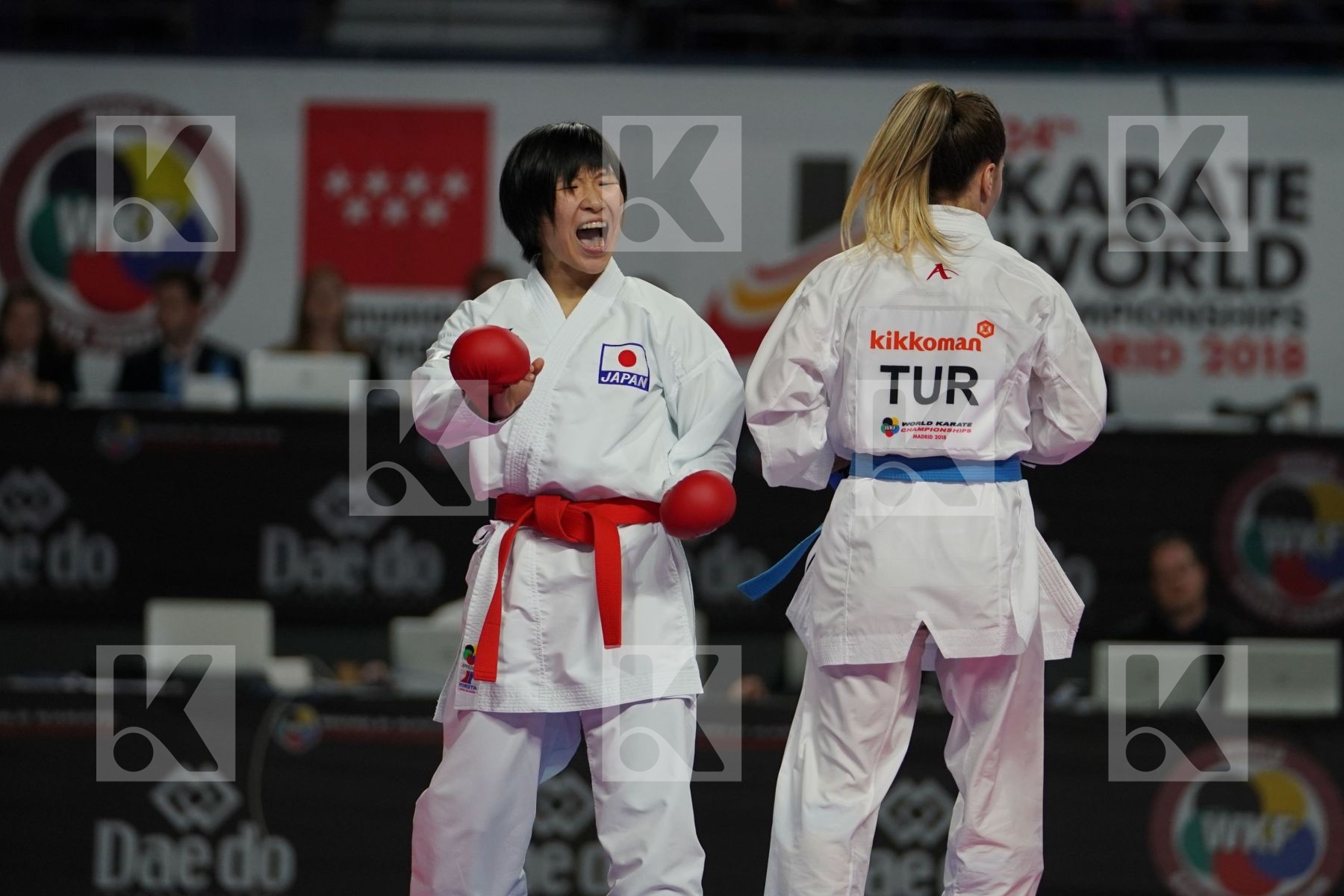 MIHO MIYAHARA (JAPAN) vs SERAP OZCELIK ARAPOGLU (TURKEY) in Senior Kumite -50 Kg - Final bout
