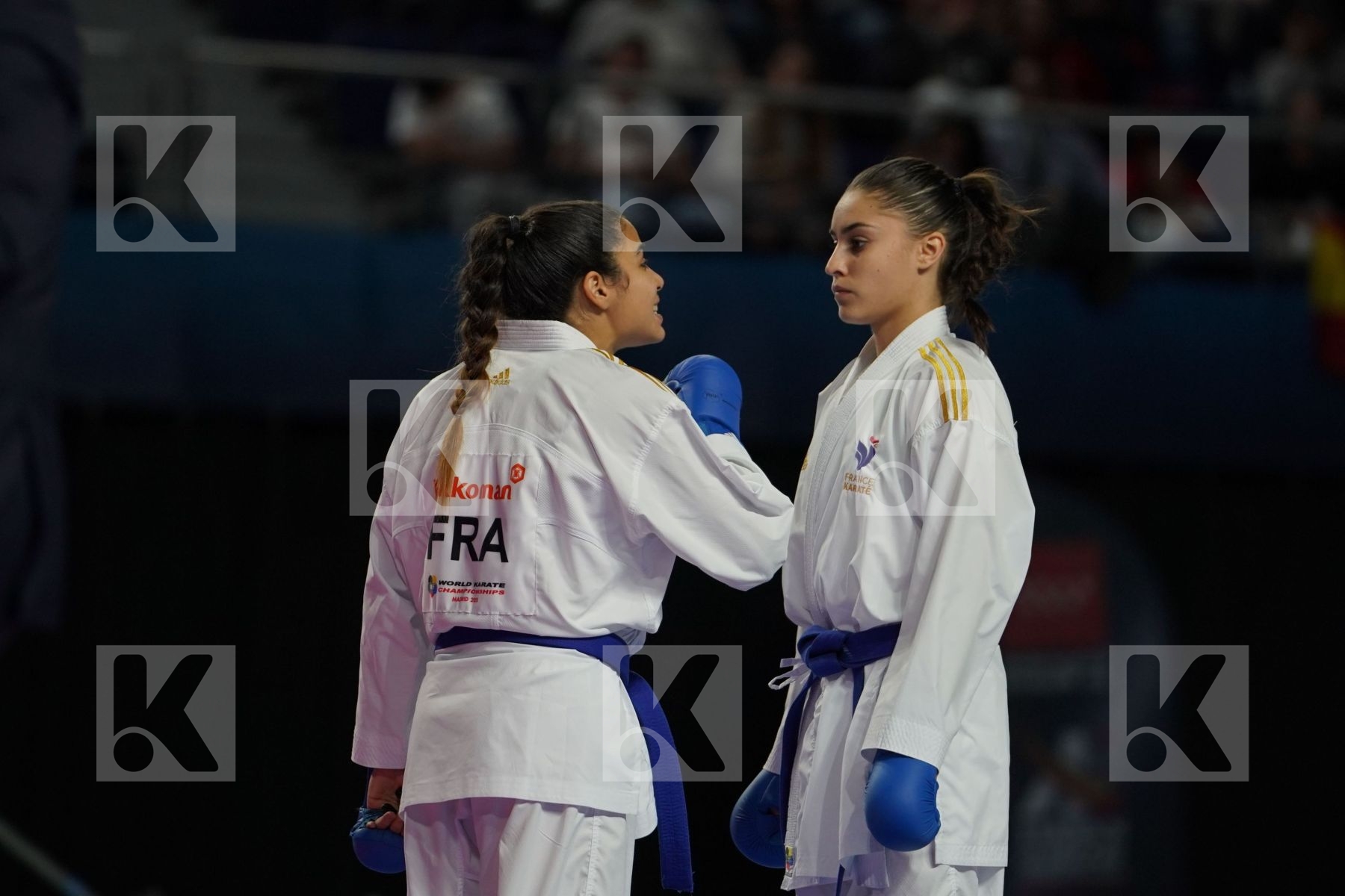 Japan (KAWAMURA, SAITO, SOMEYA, UEKUSA) vs France (AVAZERI, BRITO, HEURTAULT, SIVERT) in Senior Team Female Kumite - Final bout