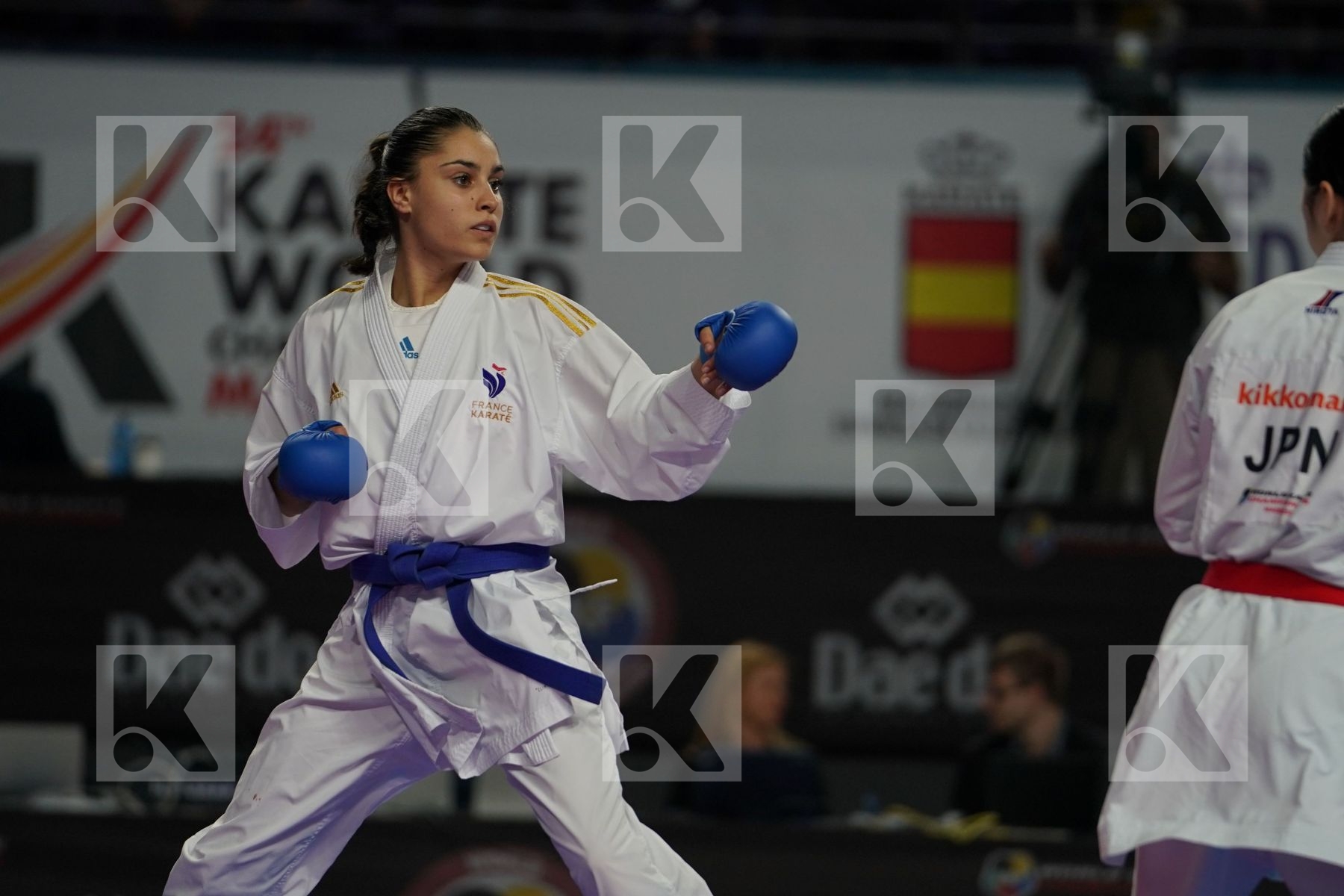 Japan (KAWAMURA, SAITO, SOMEYA, UEKUSA) vs France (AVAZERI, BRITO, HEURTAULT, SIVERT) in Senior Team Female Kumite - Final bout