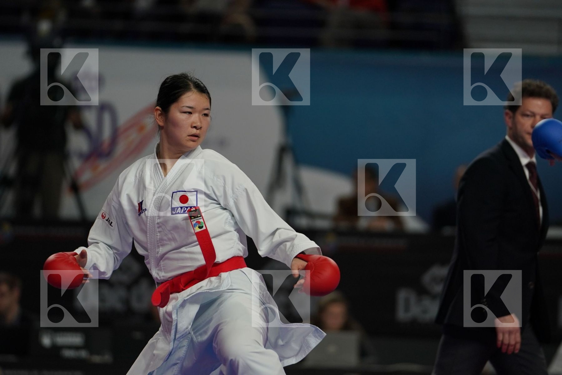 Japan (KAWAMURA, SAITO, SOMEYA, UEKUSA) vs France (AVAZERI, BRITO, HEURTAULT, SIVERT) in Senior Team Female Kumite - Final bout