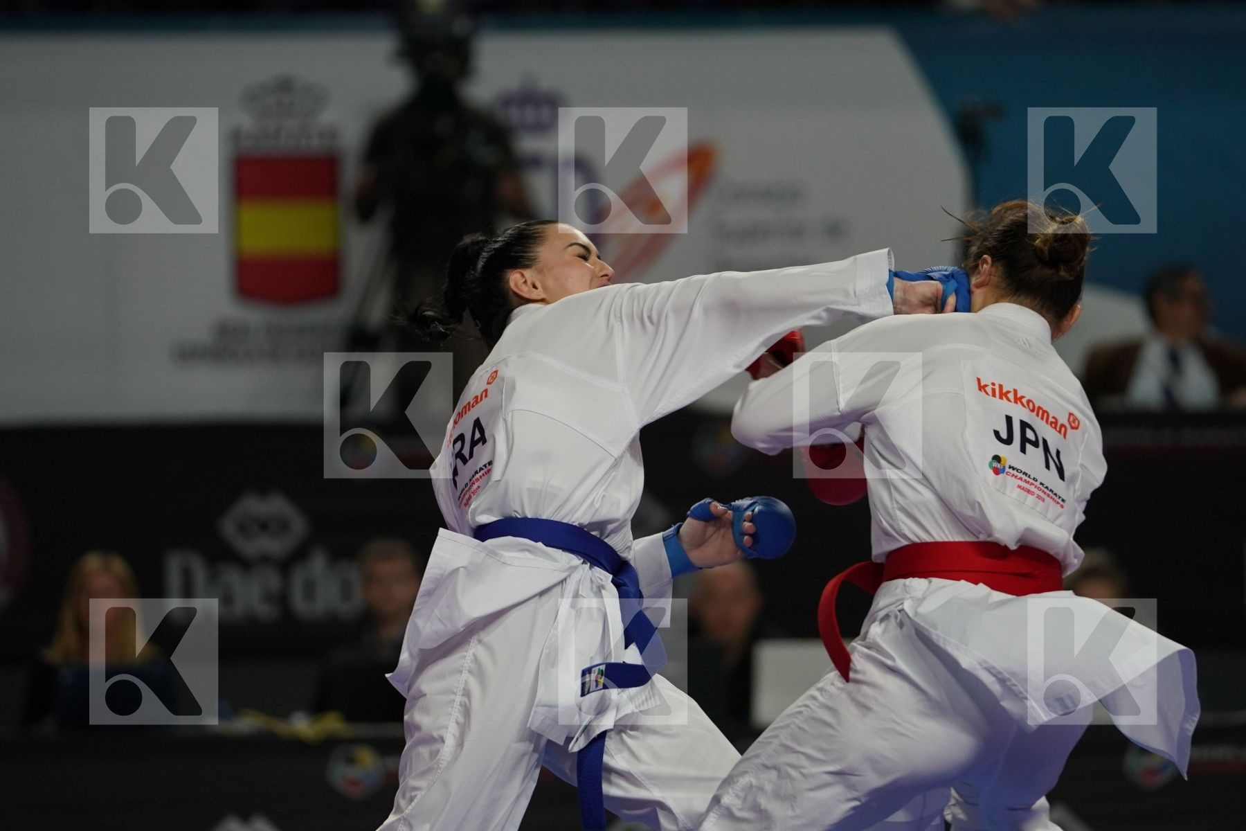Japan (KAWAMURA, SAITO, SOMEYA, UEKUSA) vs France (AVAZERI, BRITO, HEURTAULT, SIVERT) in Senior Team Female Kumite - Final bout