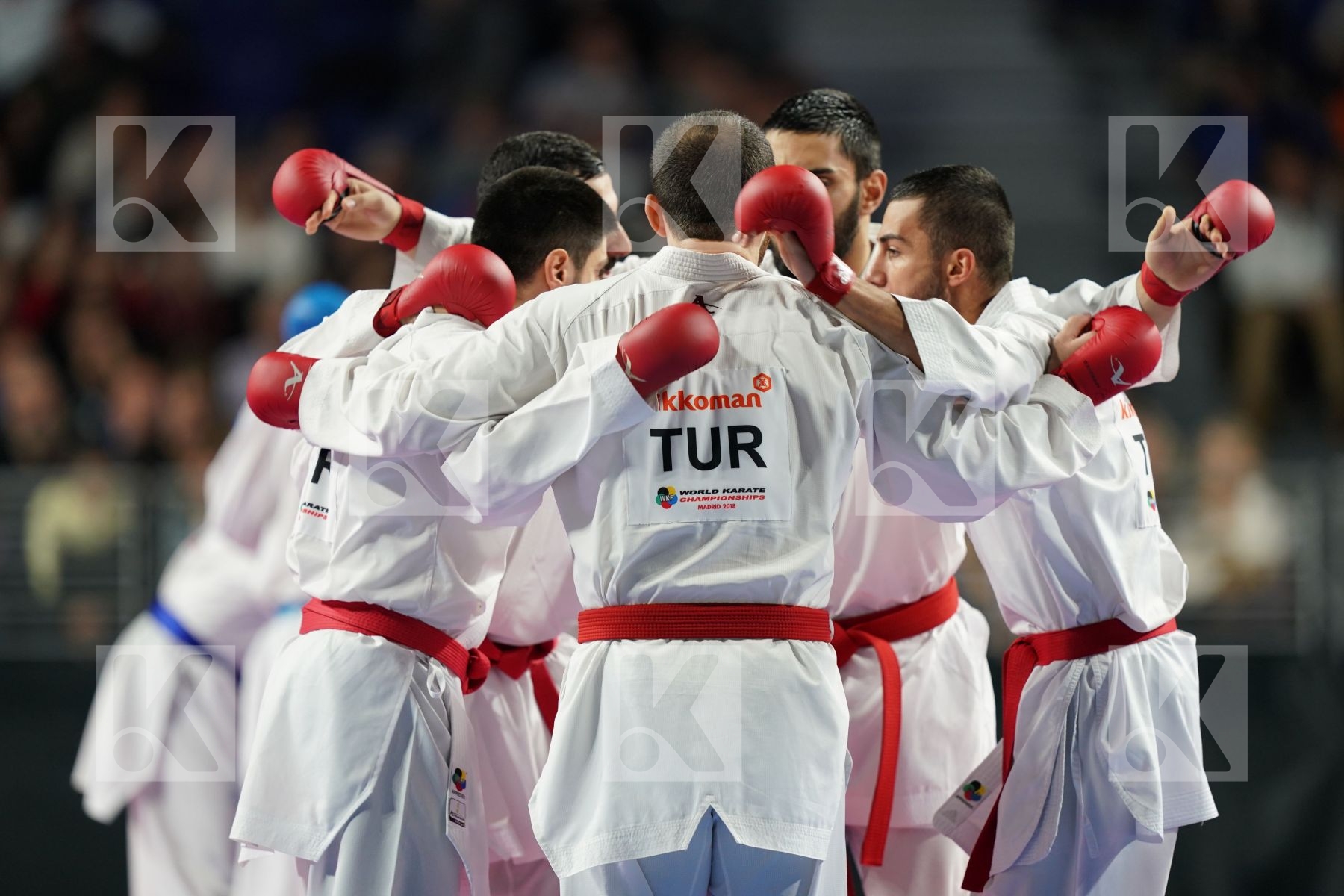 TURKEY (AKTAS, ELTEMUR, GOK, KAPTAN, OZER, UYGUR, YAMANOGLU) vs IRAN (ABAZARI, ASGARI GHONCHEH, ASIABARI, GANJZADEH, HEYDARI, KHODABAKHSHI, POORSHAB) in Senior Team Male Kumite - Final bout