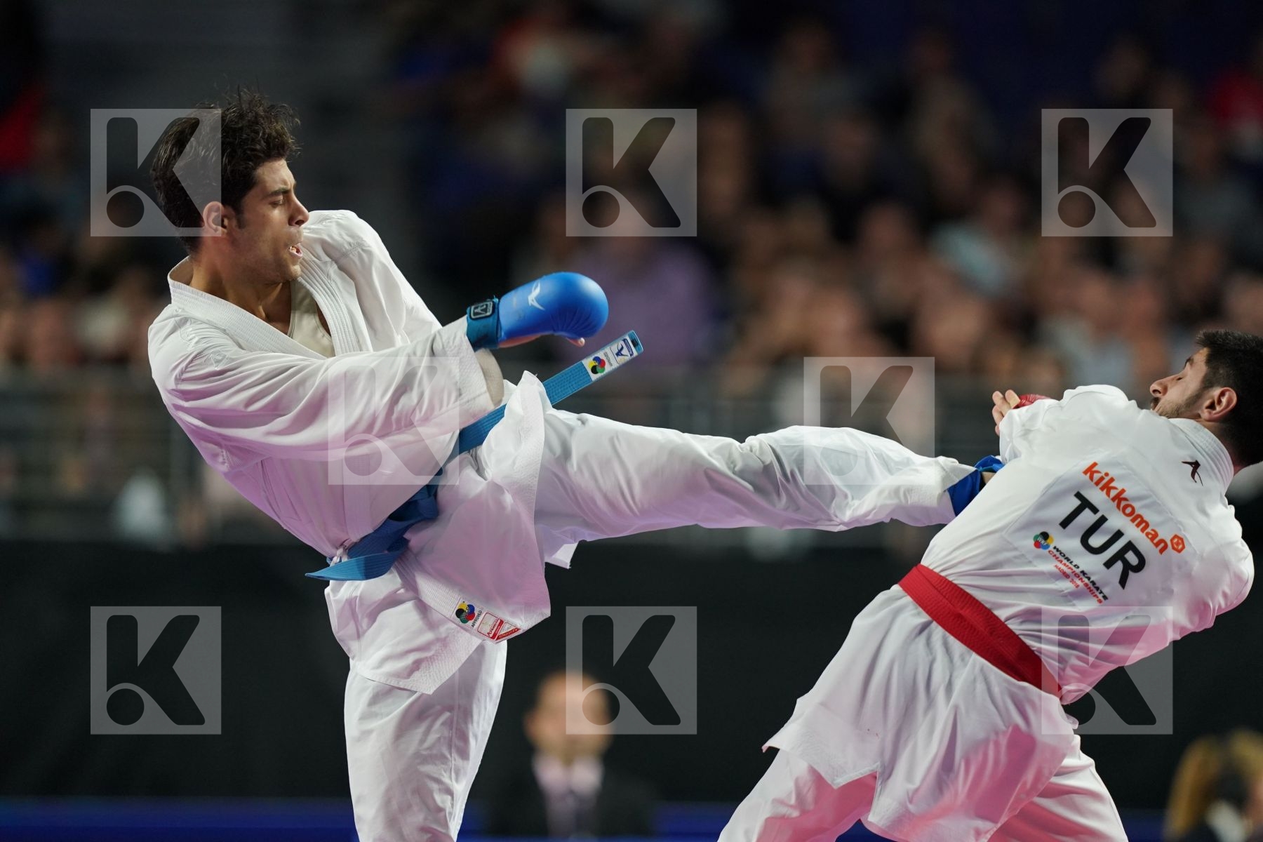 TURKEY (AKTAS, ELTEMUR, GOK, KAPTAN, OZER, UYGUR, YAMANOGLU) vs IRAN (ABAZARI, ASGARI GHONCHEH, ASIABARI, GANJZADEH, HEYDARI, KHODABAKHSHI, POORSHAB) in Senior Team Male Kumite - Final bout