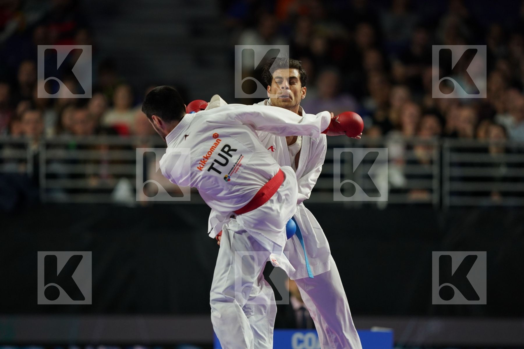 TURKEY (AKTAS, ELTEMUR, GOK, KAPTAN, OZER, UYGUR, YAMANOGLU) vs IRAN (ABAZARI, ASGARI GHONCHEH, ASIABARI, GANJZADEH, HEYDARI, KHODABAKHSHI, POORSHAB) in Senior Team Male Kumite - Final bout
