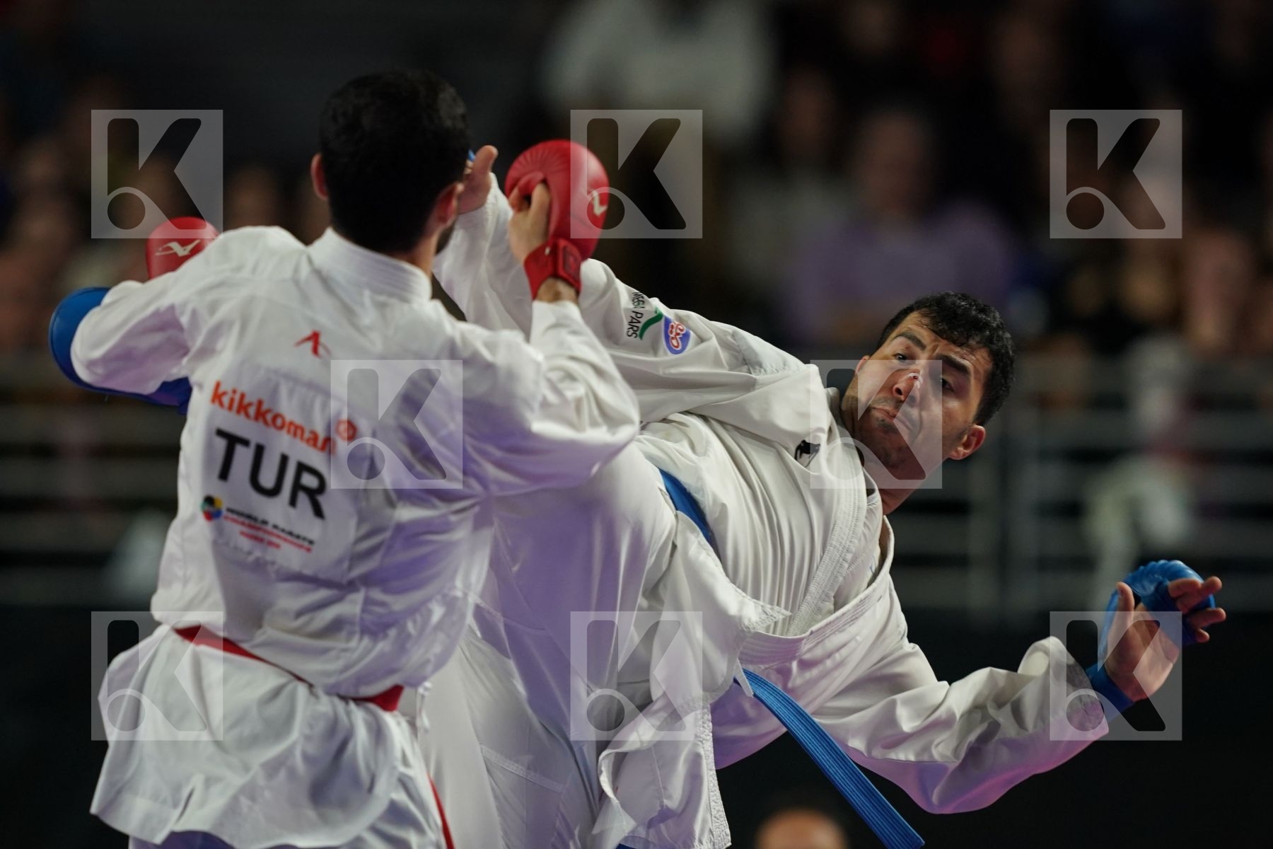 TURKEY (AKTAS, ELTEMUR, GOK, KAPTAN, OZER, UYGUR, YAMANOGLU) vs IRAN (ABAZARI, ASGARI GHONCHEH, ASIABARI, GANJZADEH, HEYDARI, KHODABAKHSHI, POORSHAB) in Senior Team Male Kumite - Final bout