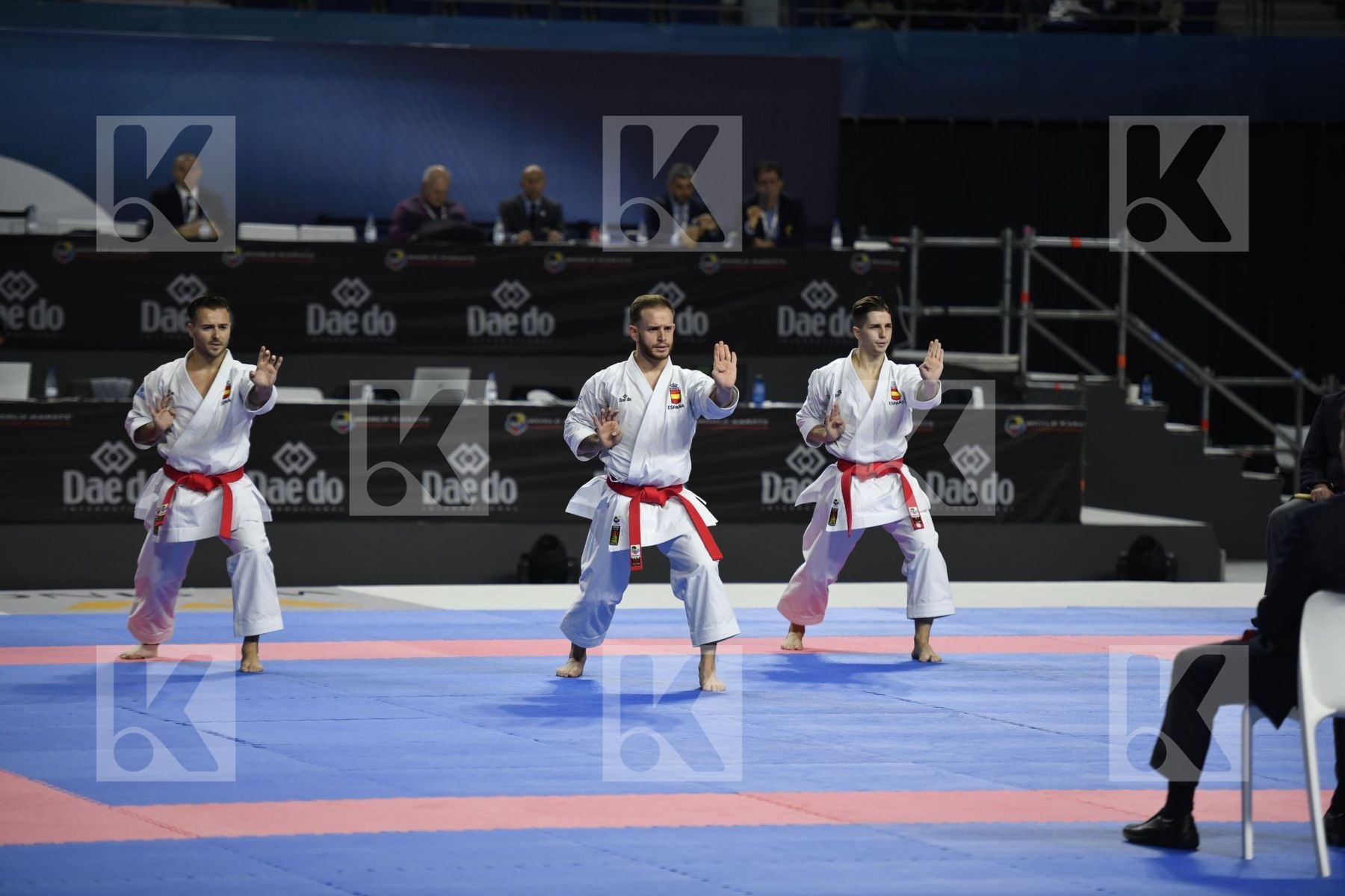 SPAIN (CARBONELL LOPEZ, GALAN LOPEZ, SALAZAR JOVER) vs JAPAN (KINJO, KIYUNA, UEMURA) in Senior Team Male Kata - Final bout