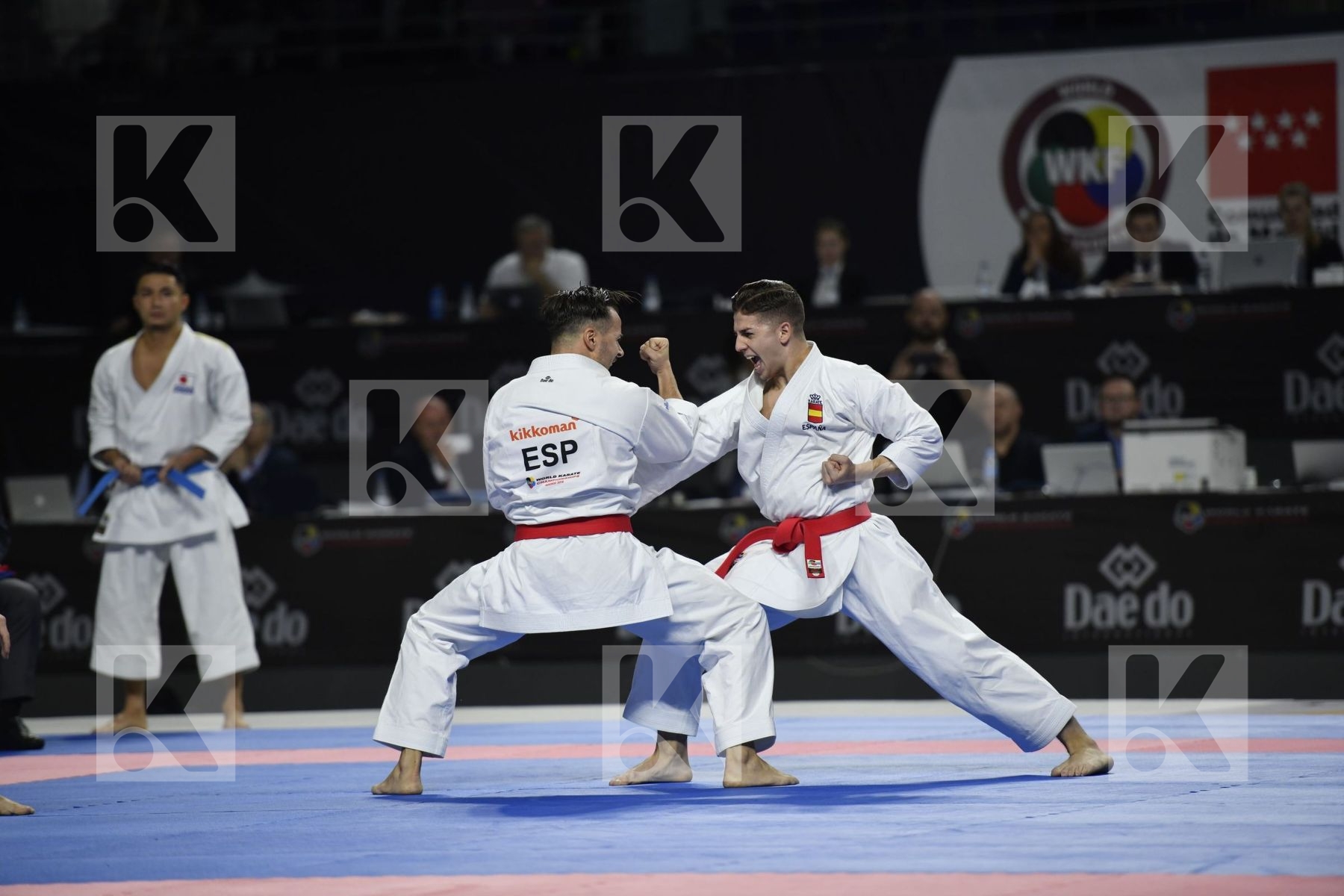 SPAIN (CARBONELL LOPEZ, GALAN LOPEZ, SALAZAR JOVER) vs JAPAN (KINJO, KIYUNA, UEMURA) in Senior Team Male Kata - Final bout