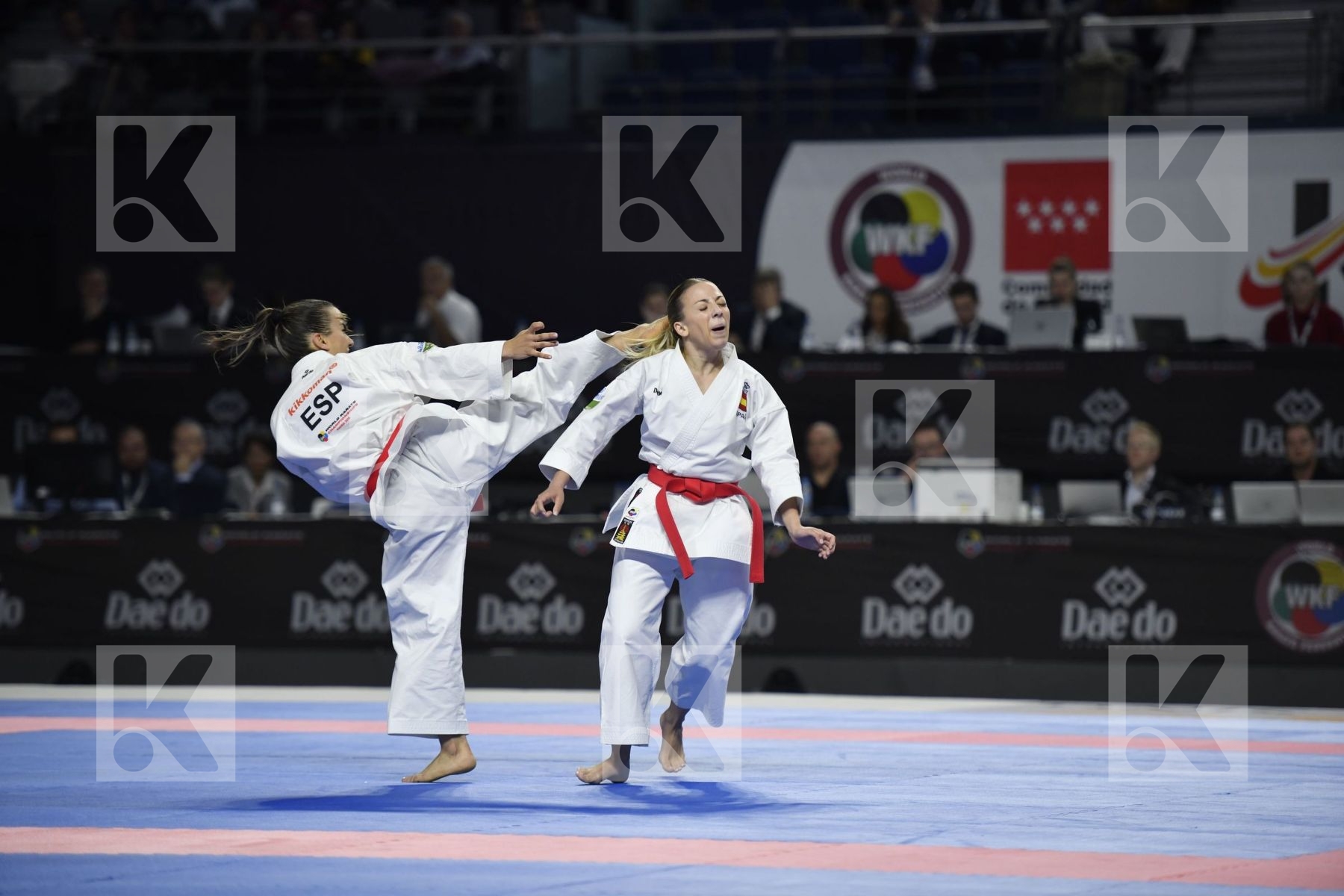 SPAIN (GARCIA LOZANO, RODRIGUEZ ENCABO, ROY RUBIO) vs JAPAN (ISHIBASHI, MUGIYAMA, TAIRA) in Senior Team Female Kata - Final bout