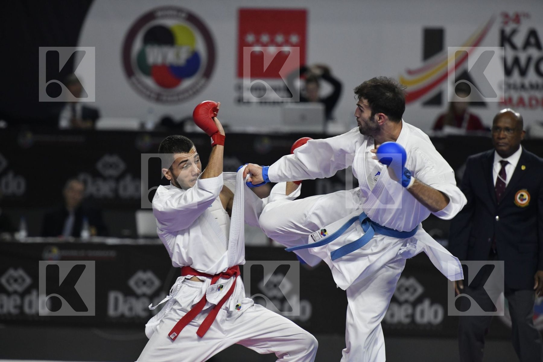 TURKEY (AKTAS, ELTEMUR, GOK, KAPTAN, OZER, UYGUR, YAMANOGLU) vs IRAN (ABAZARI, ASGARI GHONCHEH, ASIABARI, GANJZADEH, HEYDARI, KHODABAKHSHI, POORSHAB) in Senior Team Male Kumite - Final bout