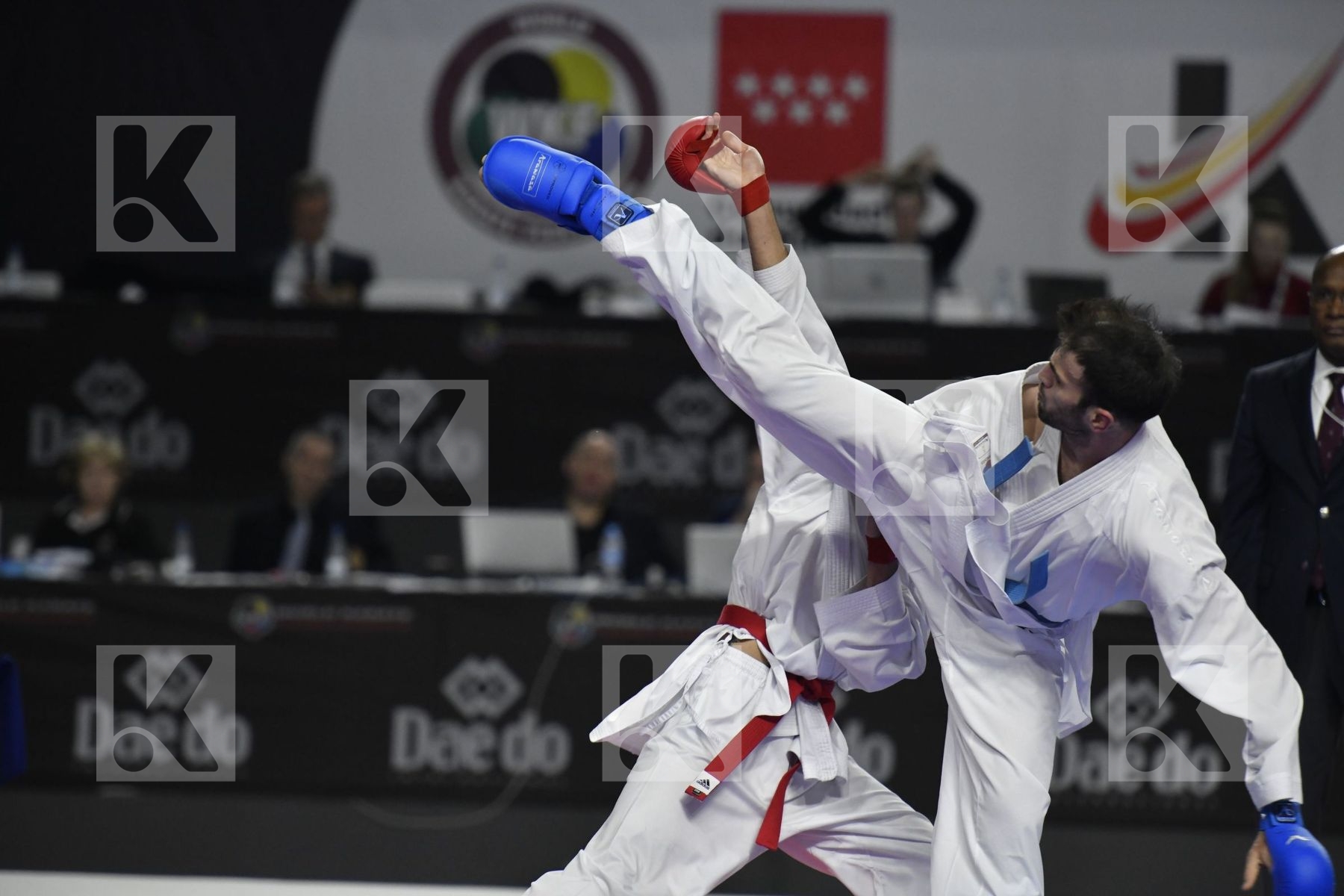 TURKEY (AKTAS, ELTEMUR, GOK, KAPTAN, OZER, UYGUR, YAMANOGLU) vs IRAN (ABAZARI, ASGARI GHONCHEH, ASIABARI, GANJZADEH, HEYDARI, KHODABAKHSHI, POORSHAB) in Senior Team Male Kumite - Final bout