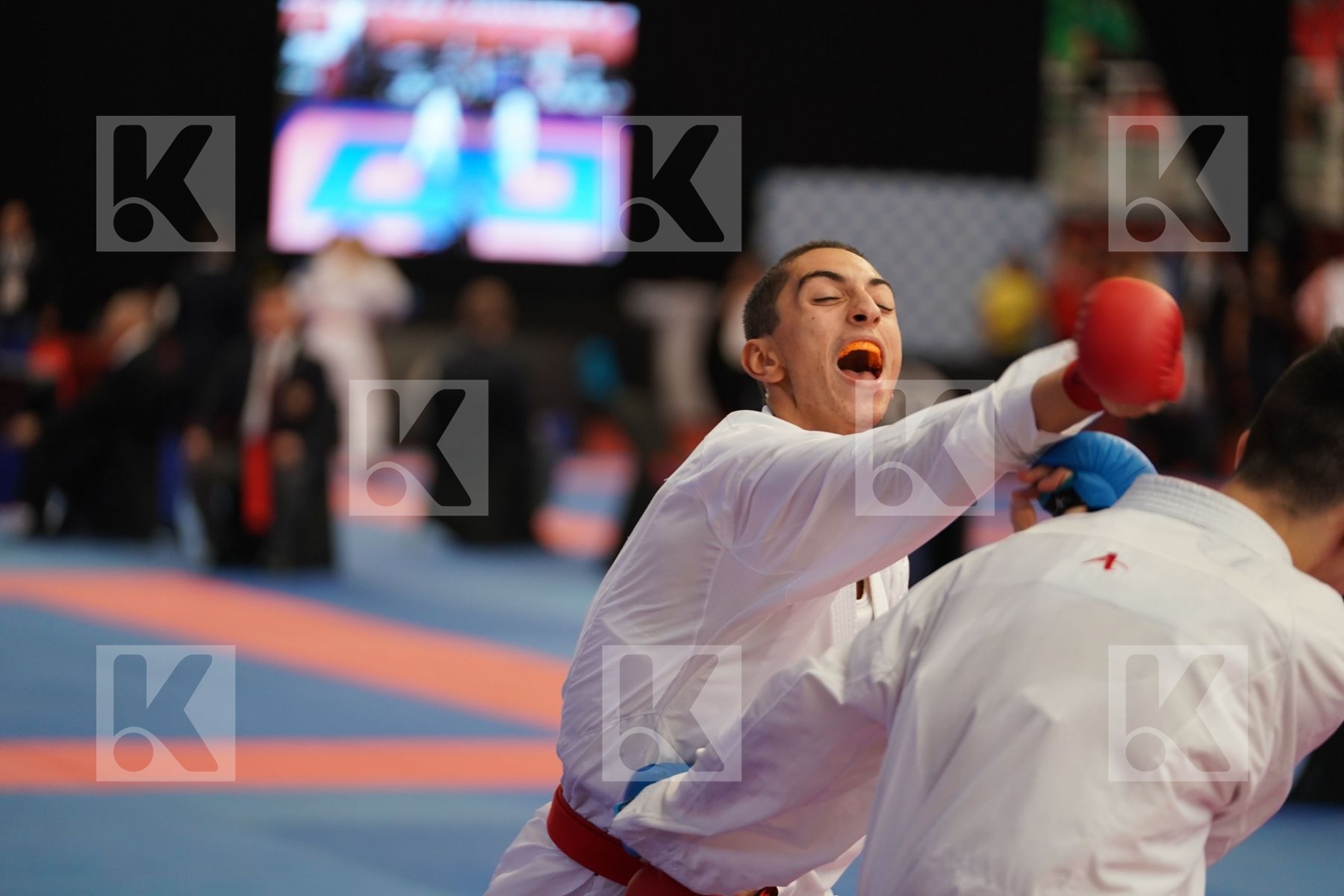 MELO VASCO (PORTUGAL) vs VASILIOU LOIZOS (CYPRUS) in Cadet Kumite Male -70 Kg - Bronze bout