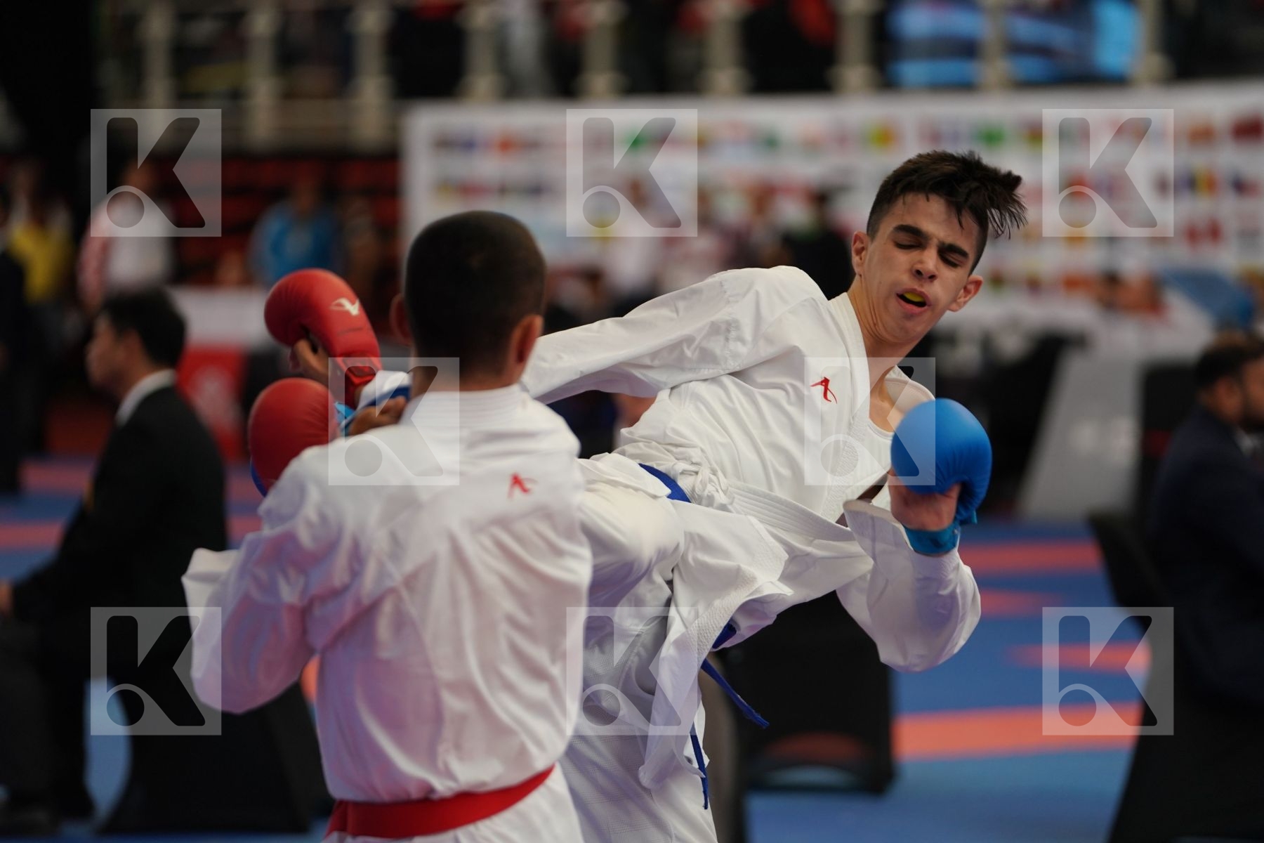 MELO VASCO (PORTUGAL) vs VASILIOU LOIZOS (CYPRUS) in Cadet Kumite Male -70 Kg - Bronze bout