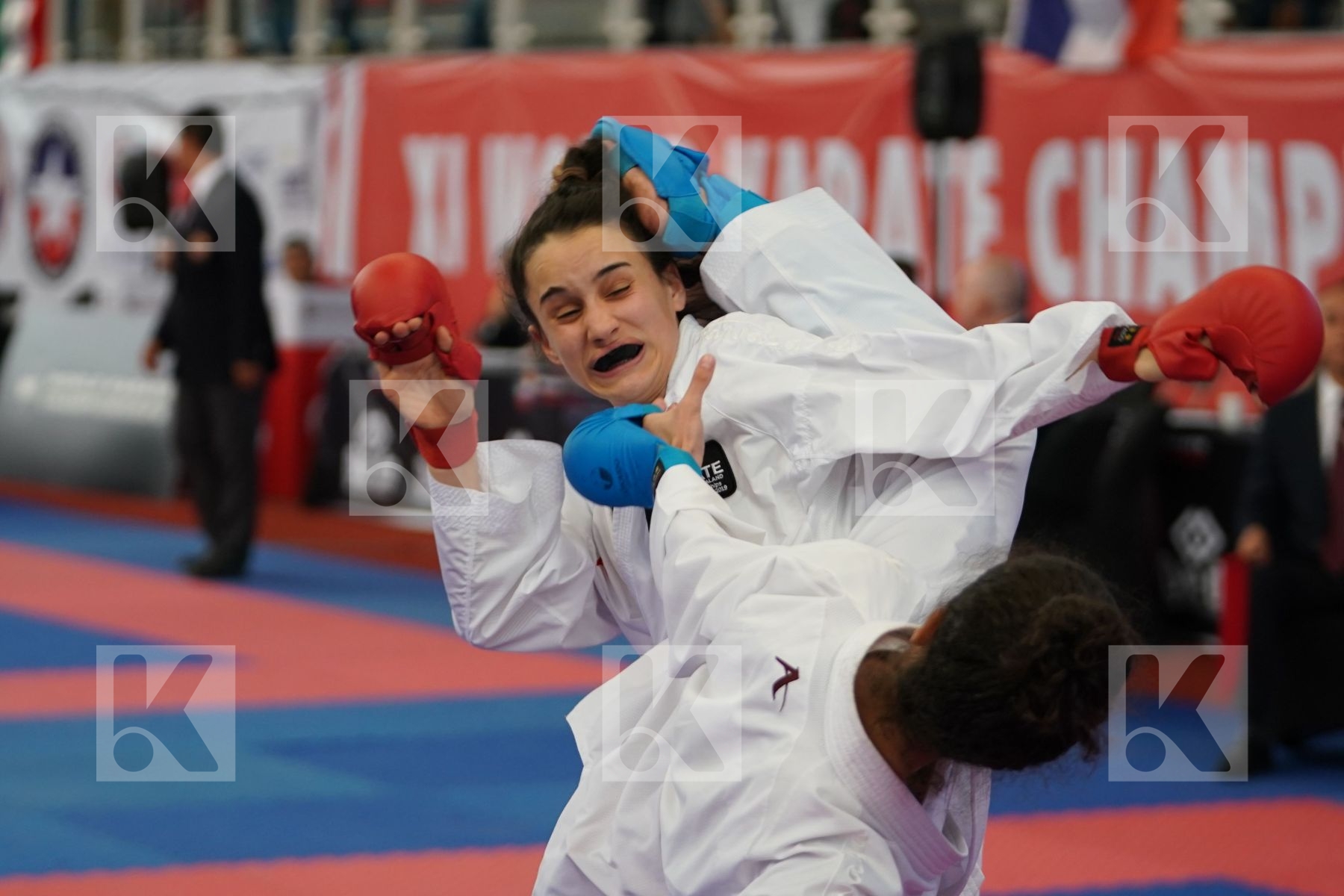 HENNESSEY LOLA (NEW ZEALAND) vs MANSOUR LEEN (JORDAN) in Cadet Kumite Female -47 Kg - Bronze bout