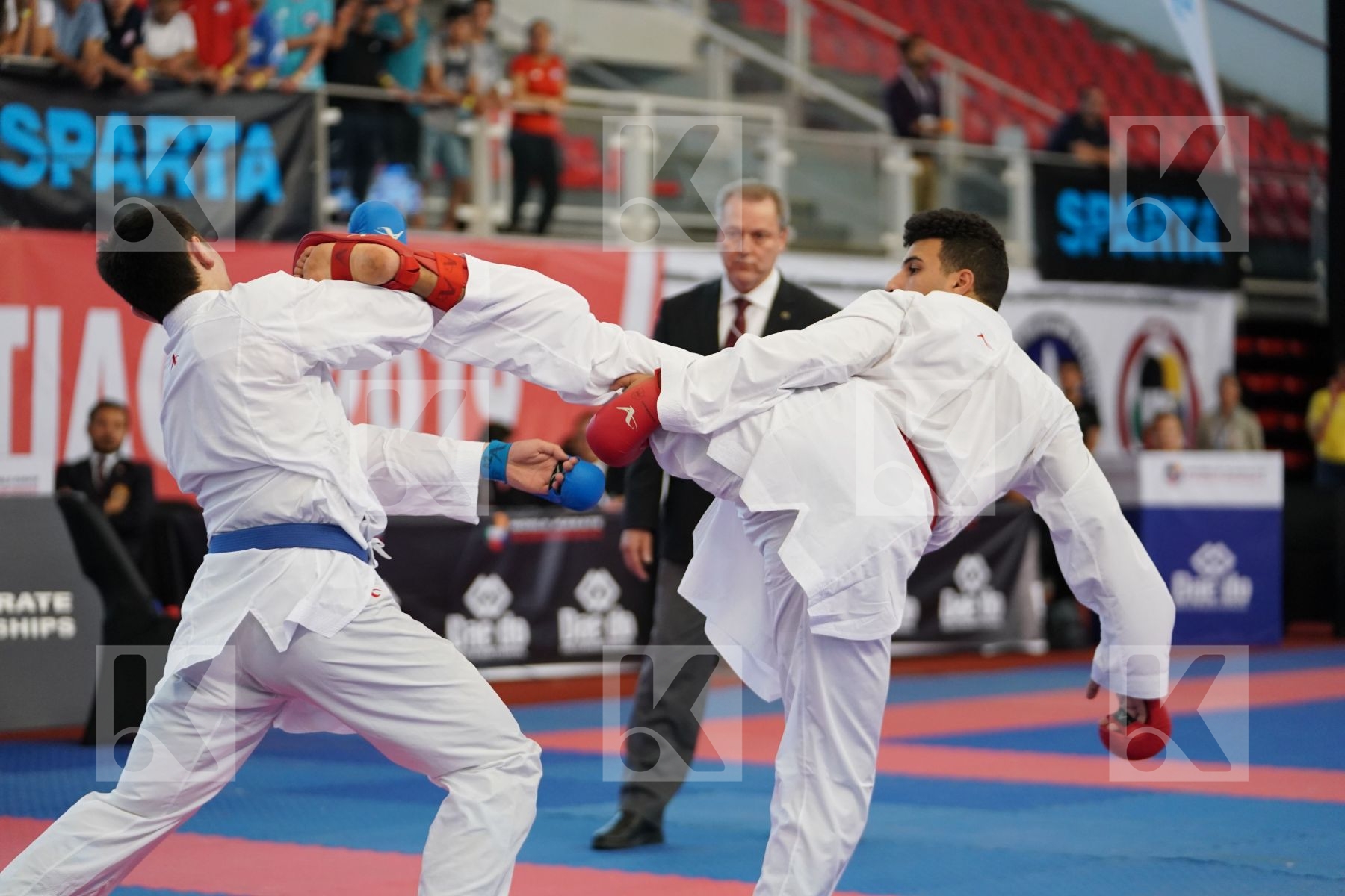 MOHAMED HAZEM AHMED (EGYPT) vs NUNEZ BENJAMIN (CHILE) in Junior Kumite Male 76+ Kg - Podium ceremony