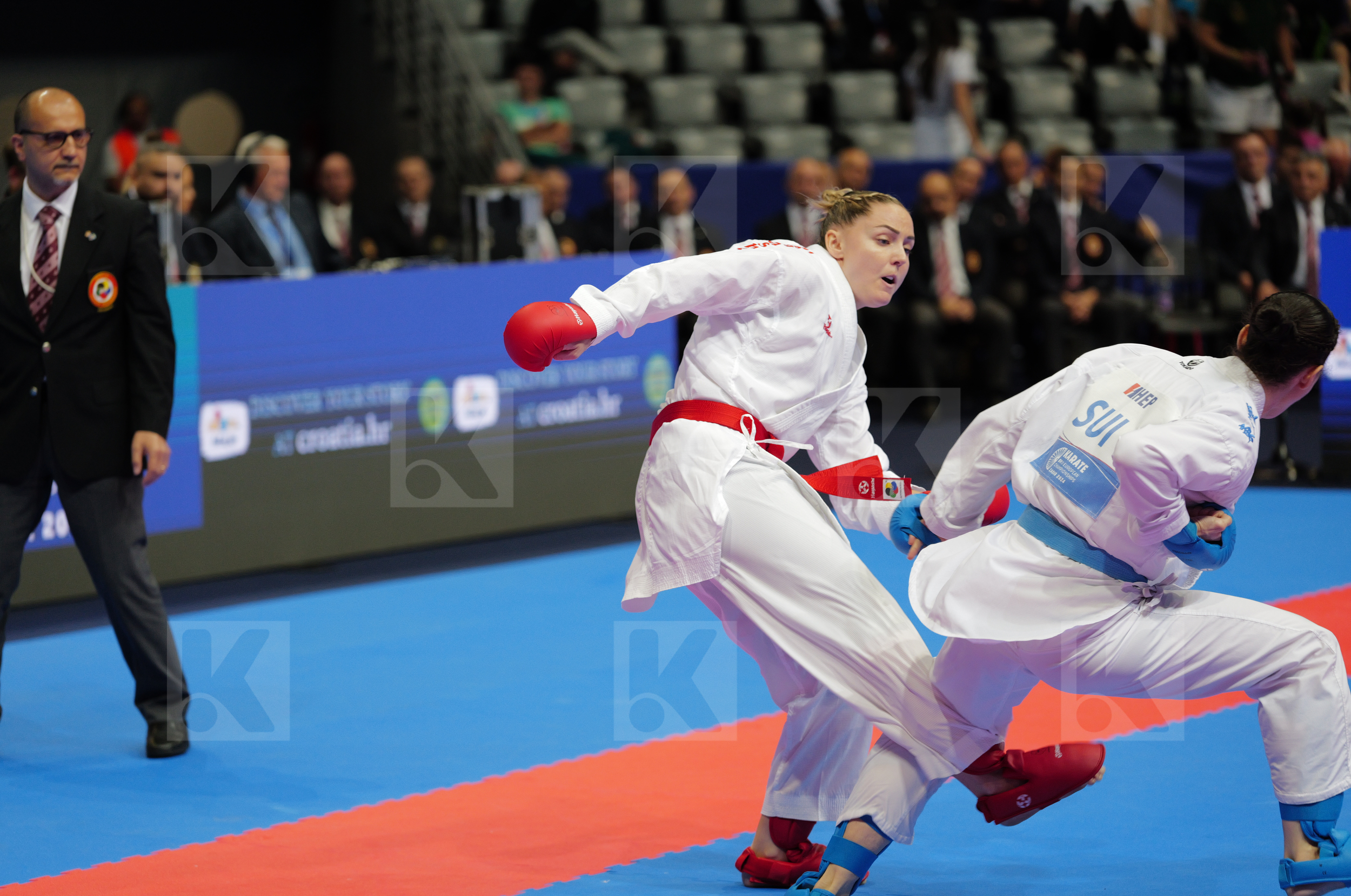 AGIER ALIZEE (FRANCE) vs QUIRICI ELENA (SWITZERLAND) in Female Kumite -68 Kg - Final bout