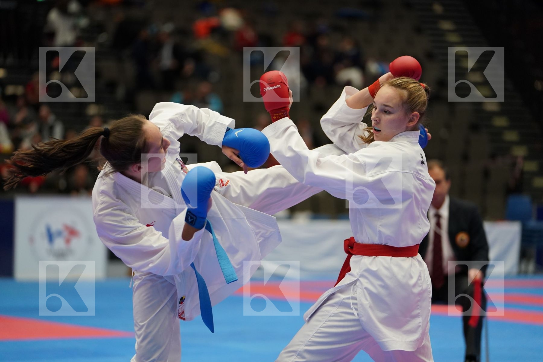 DEVIGILI HANNA (AUSTRIA) vs MUZIKAROVA KLARA (CZECH REPUPLIC) in Cadet Kumite Female 54+ Kg - Final bout