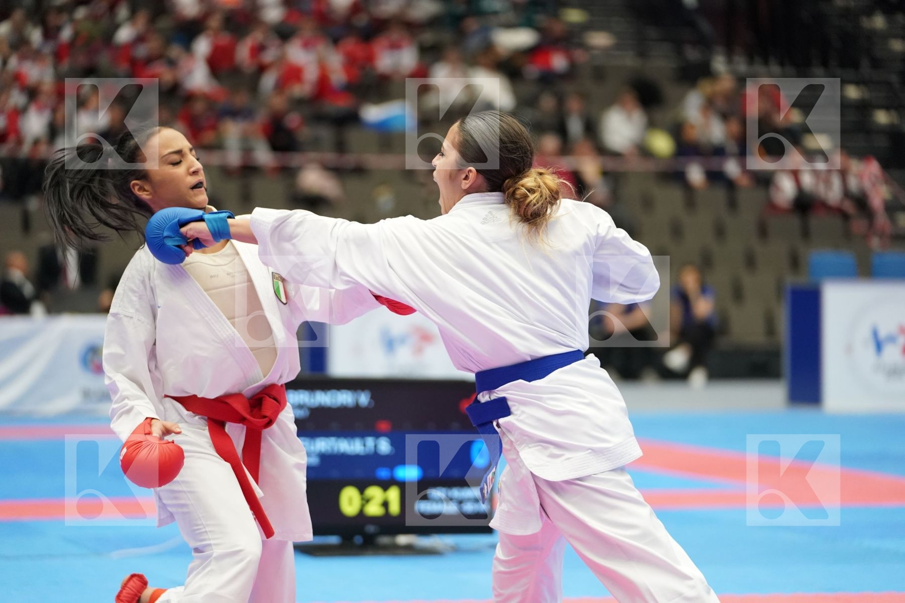 BRUNORI VERONICA (ITALY) vs HEURTAULT SARA (FRANCE) in Under 21 Kumite Female -55 Kg - Final bout