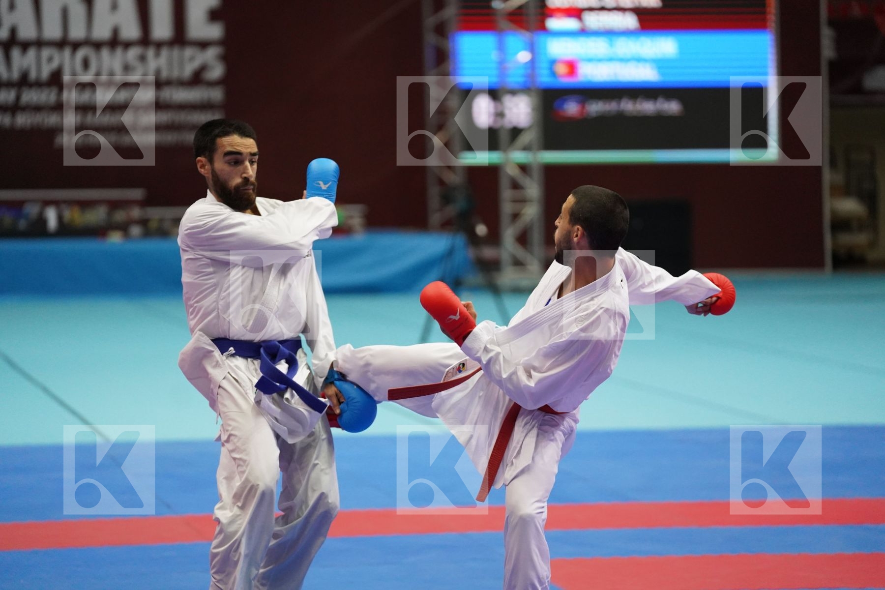 Kumite bronze bout featuring JOKSIC STEFAN & MENDES JOAQUIM